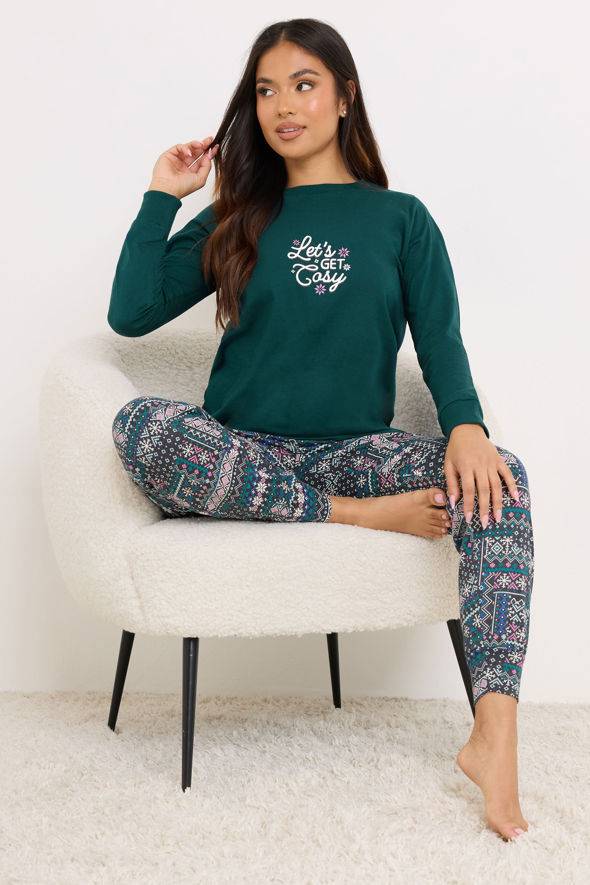 PixieGirl Petite Women's Green 'Let's Get Cosy' Snowflake Slogan Pyjama Set 2