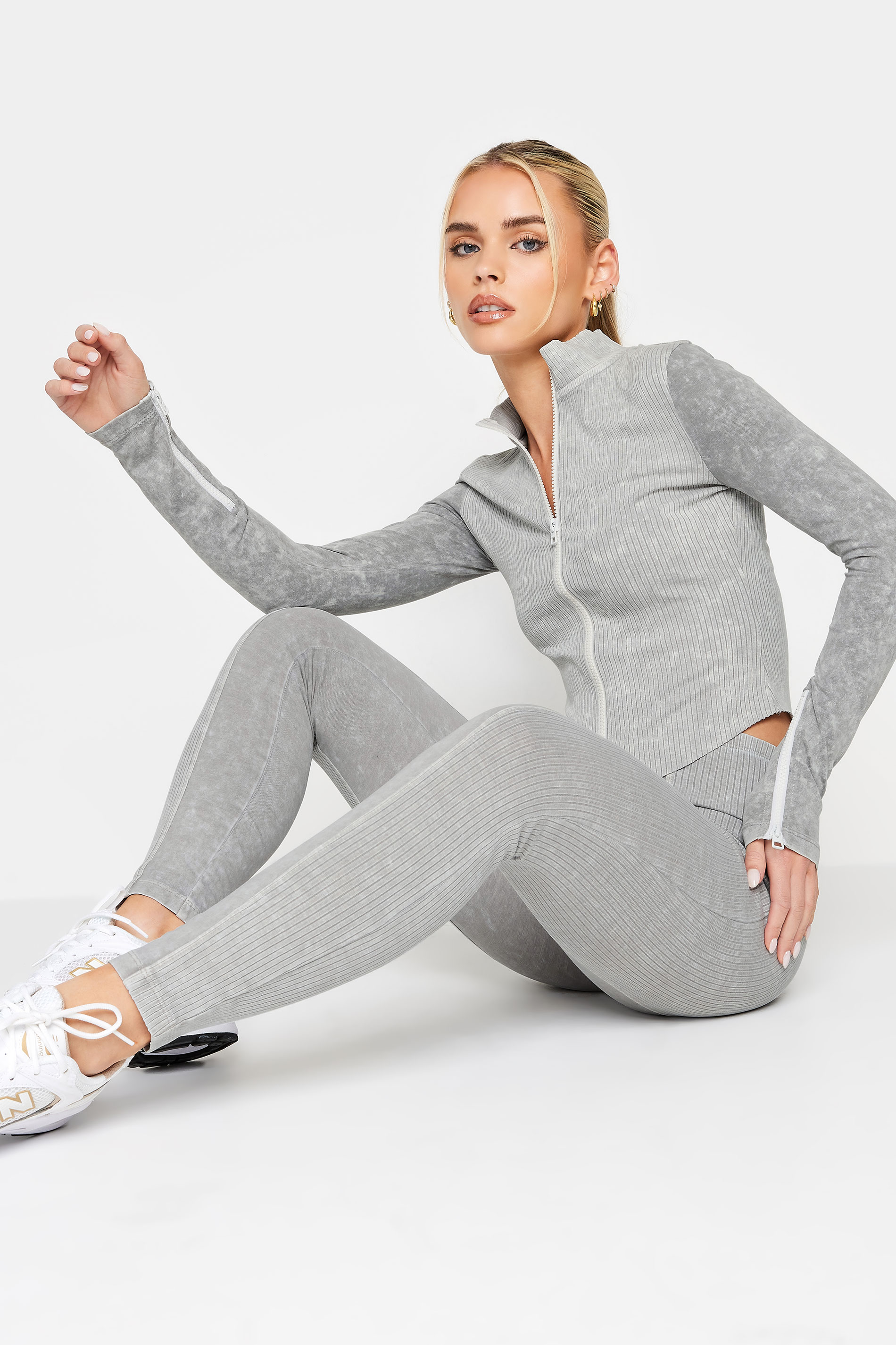 PixieGirl Petite Women's Grey Washed Leggings | PixieGirl 5