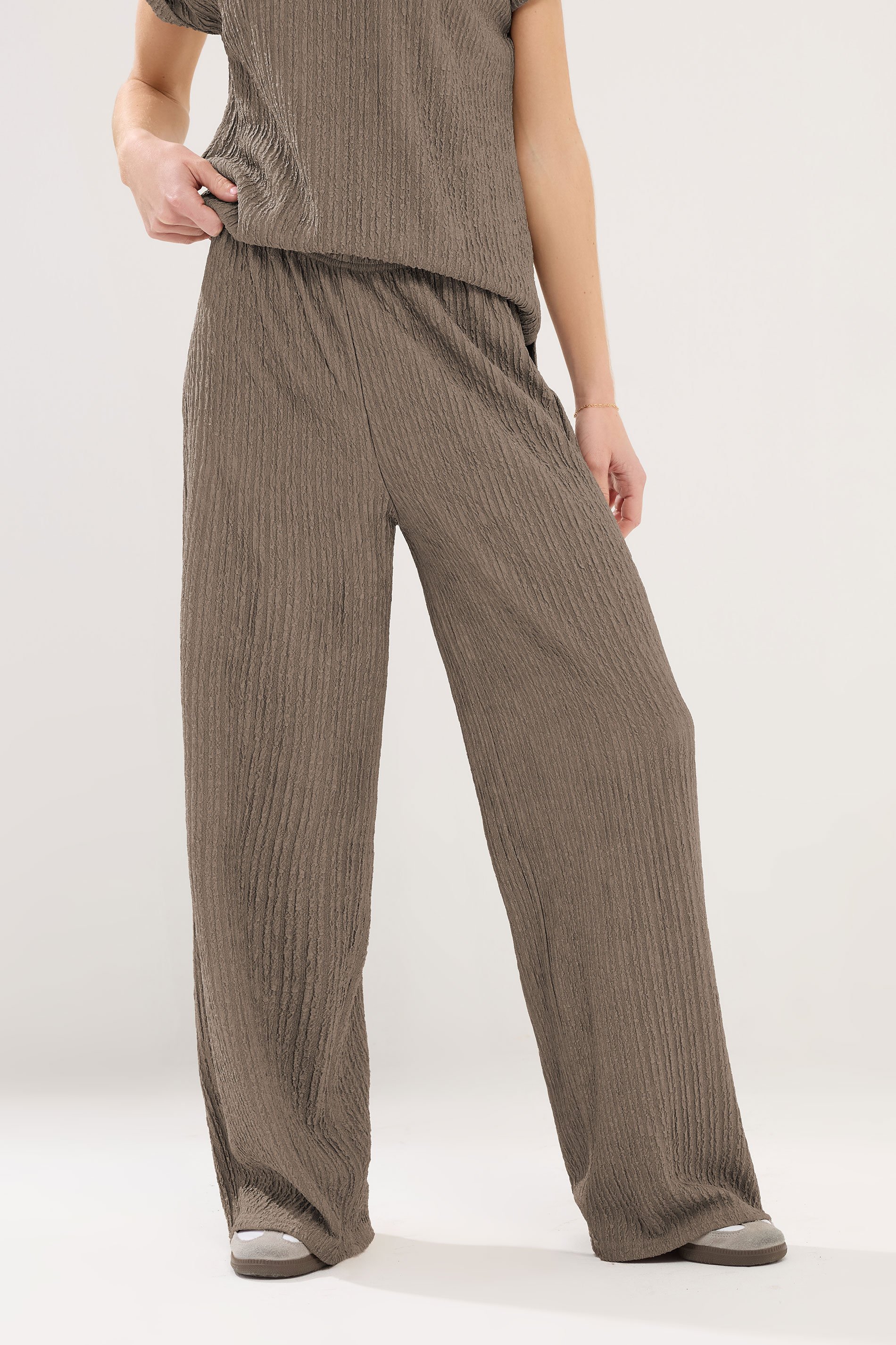 PixieGirl Petite Mocha Brown Textured Wide Leg Trousers | PixieGirl 2