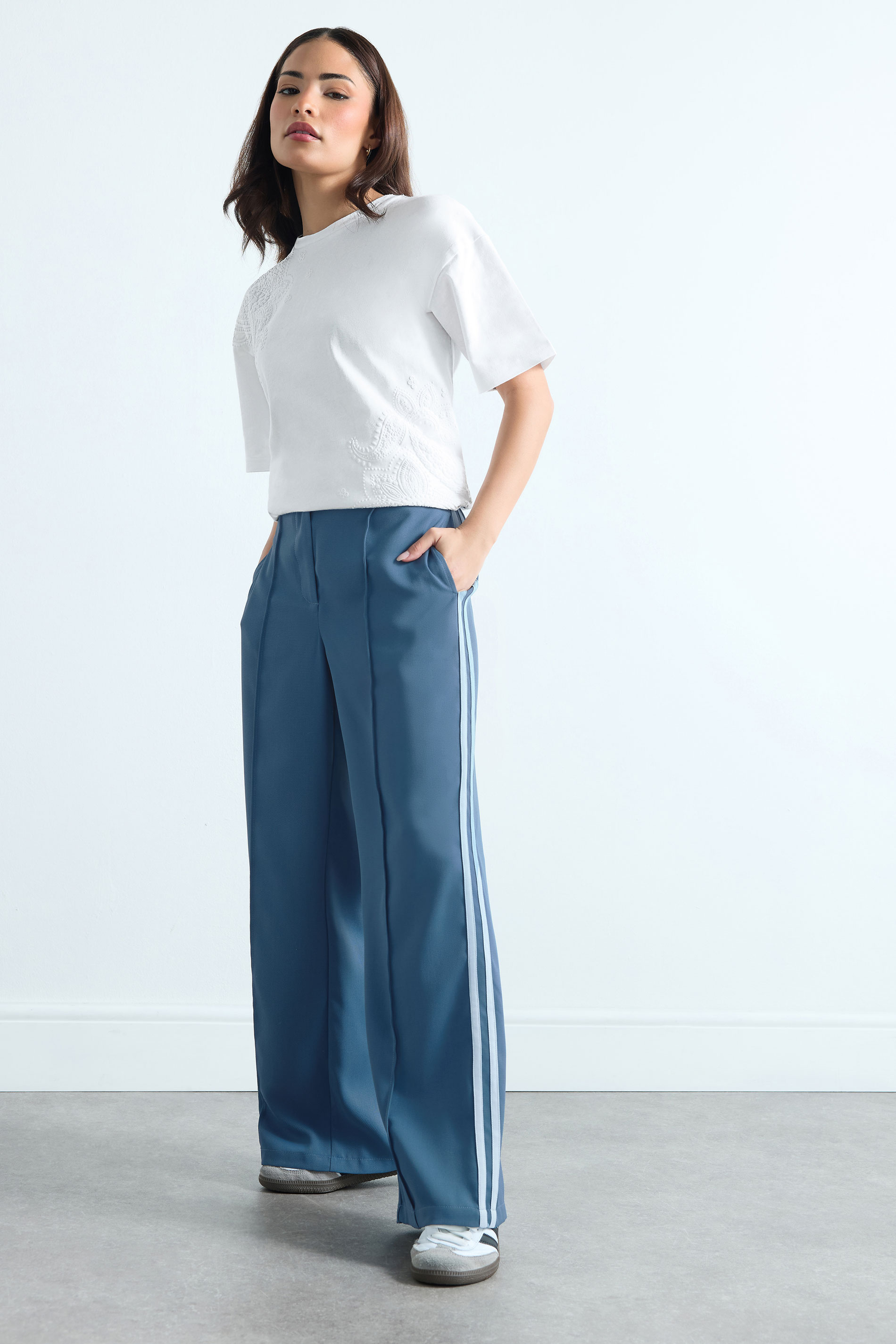 Pixiegirl Women's Blue Petite Dark Side Stripe Wide Leg Trousers Size 18
