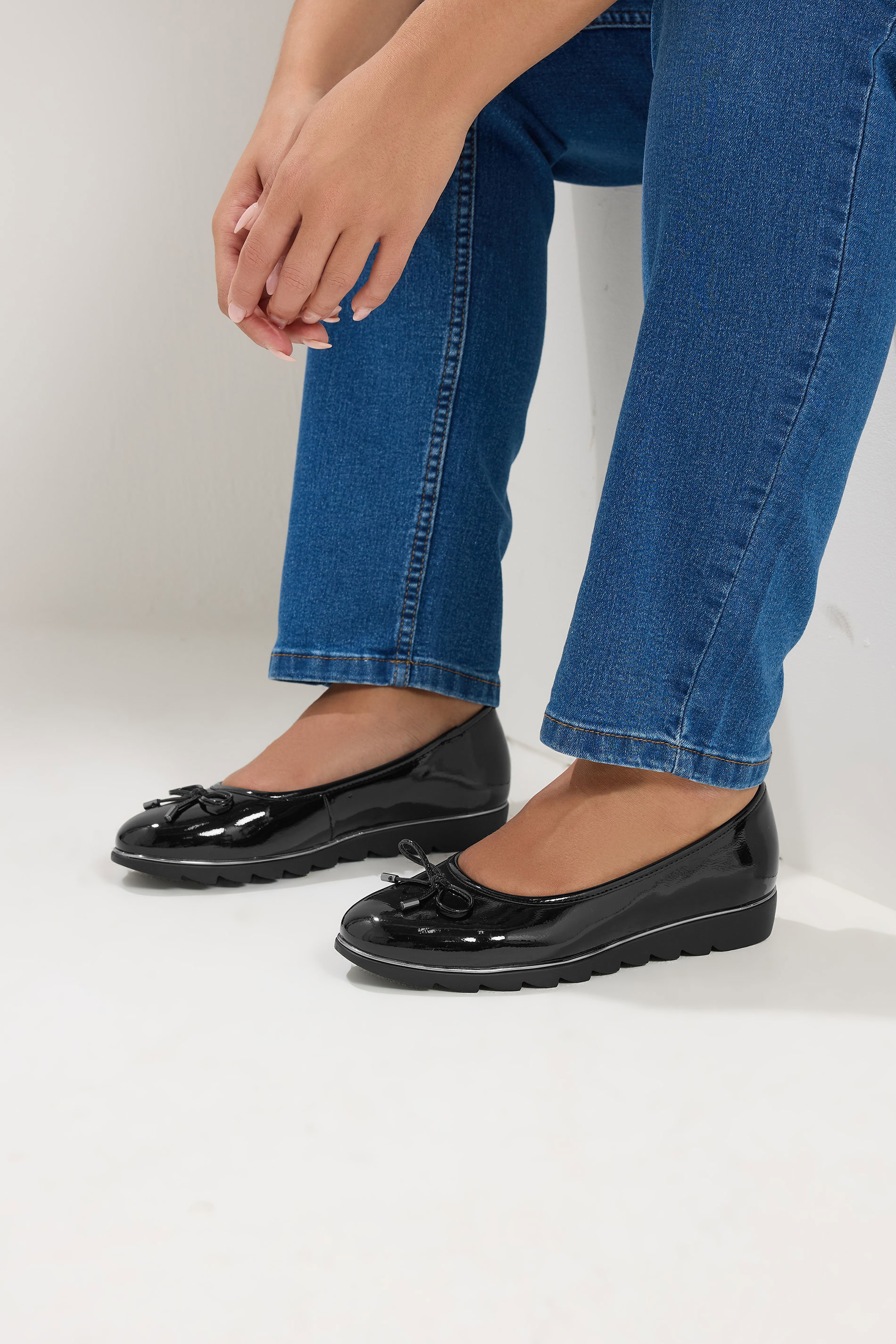 Black Patent Ballet Pumps In Wide E Fit | Yours Clothing 3
