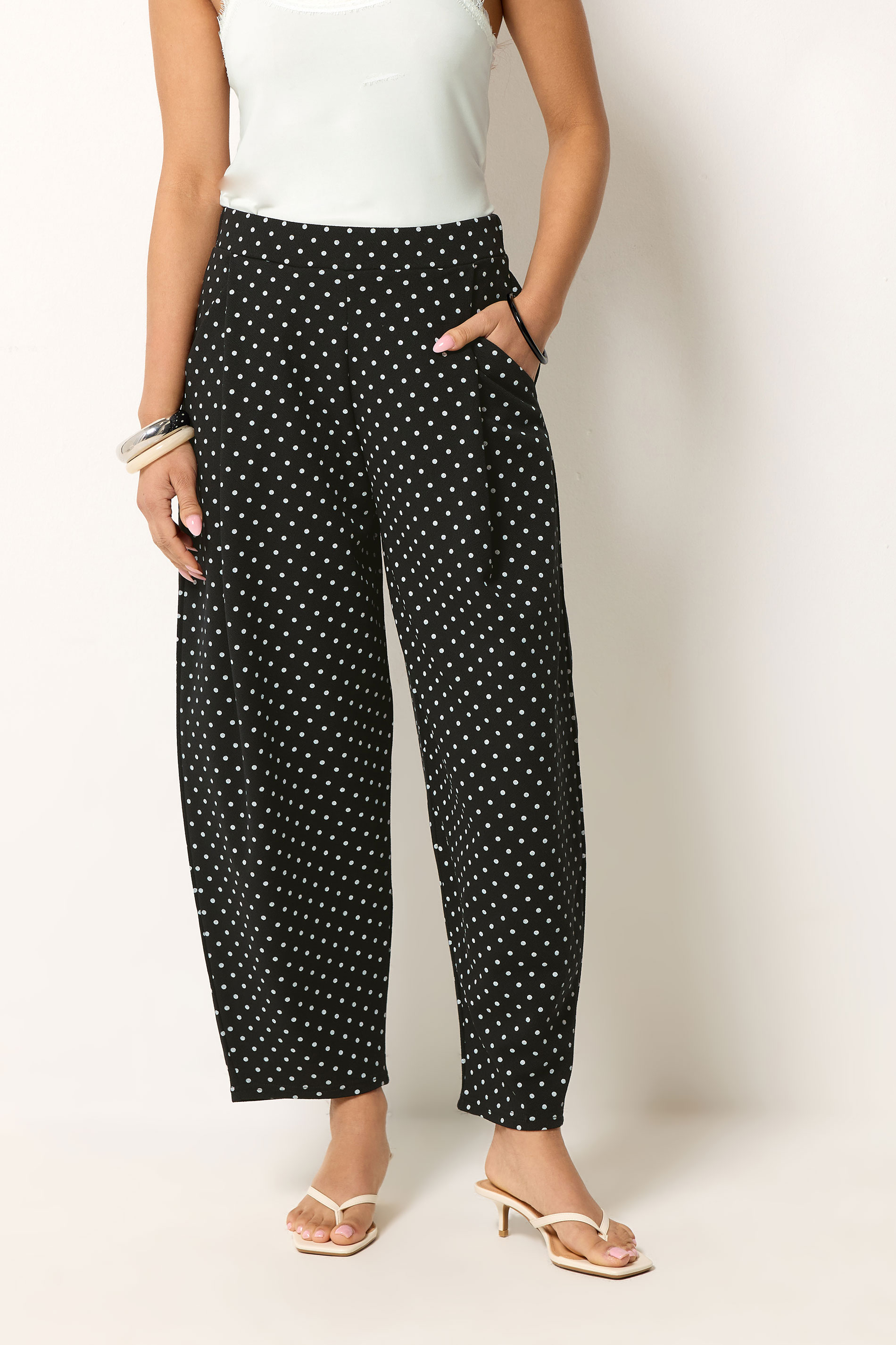 Pixiegirl Women's Black Petite Polka Dot Barrel Leg Trousers Size Petite > 18