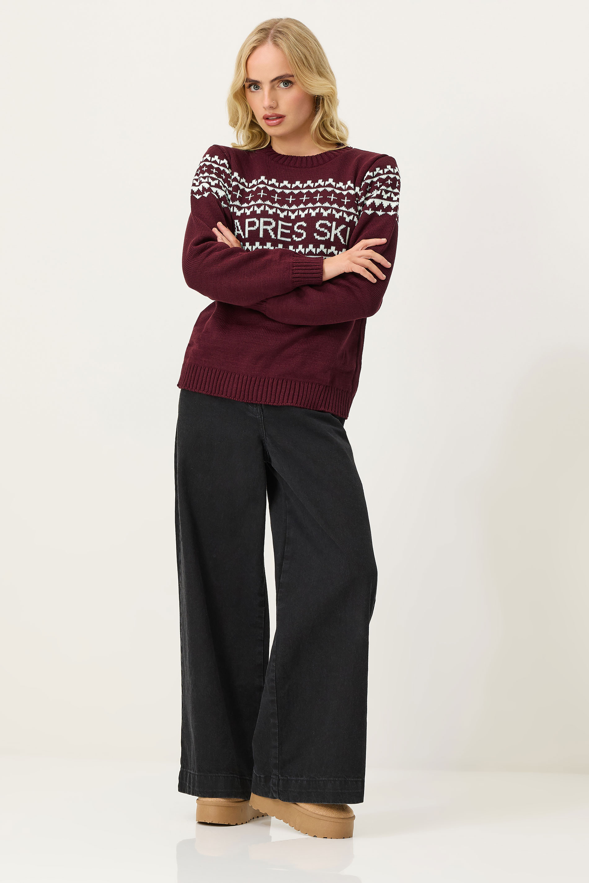PixieGirl Petite Women's Burgundy Red Knitted 'Apres Ski' Slogan Jumper | PixieGirl 2