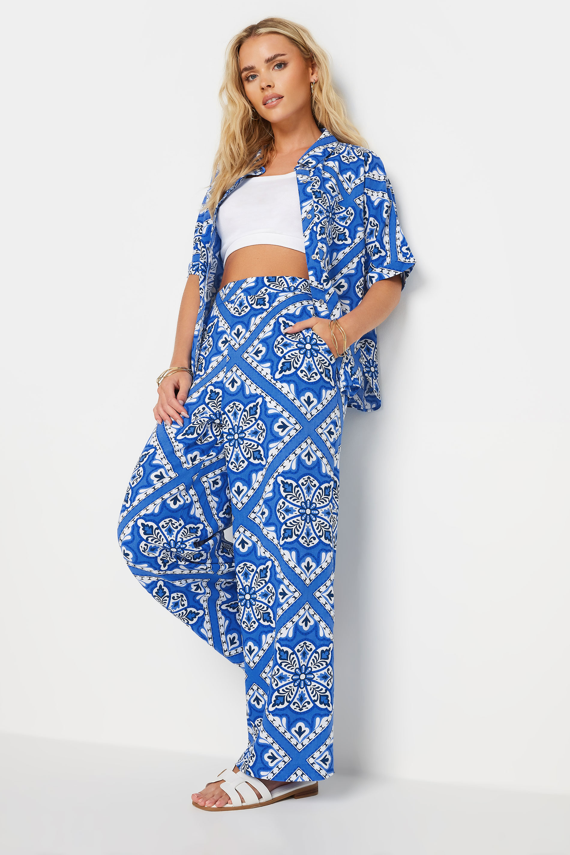 PixieGirl Petite Women's Blue Tile Print Short Sleeve Shirt | PixieGirl 4