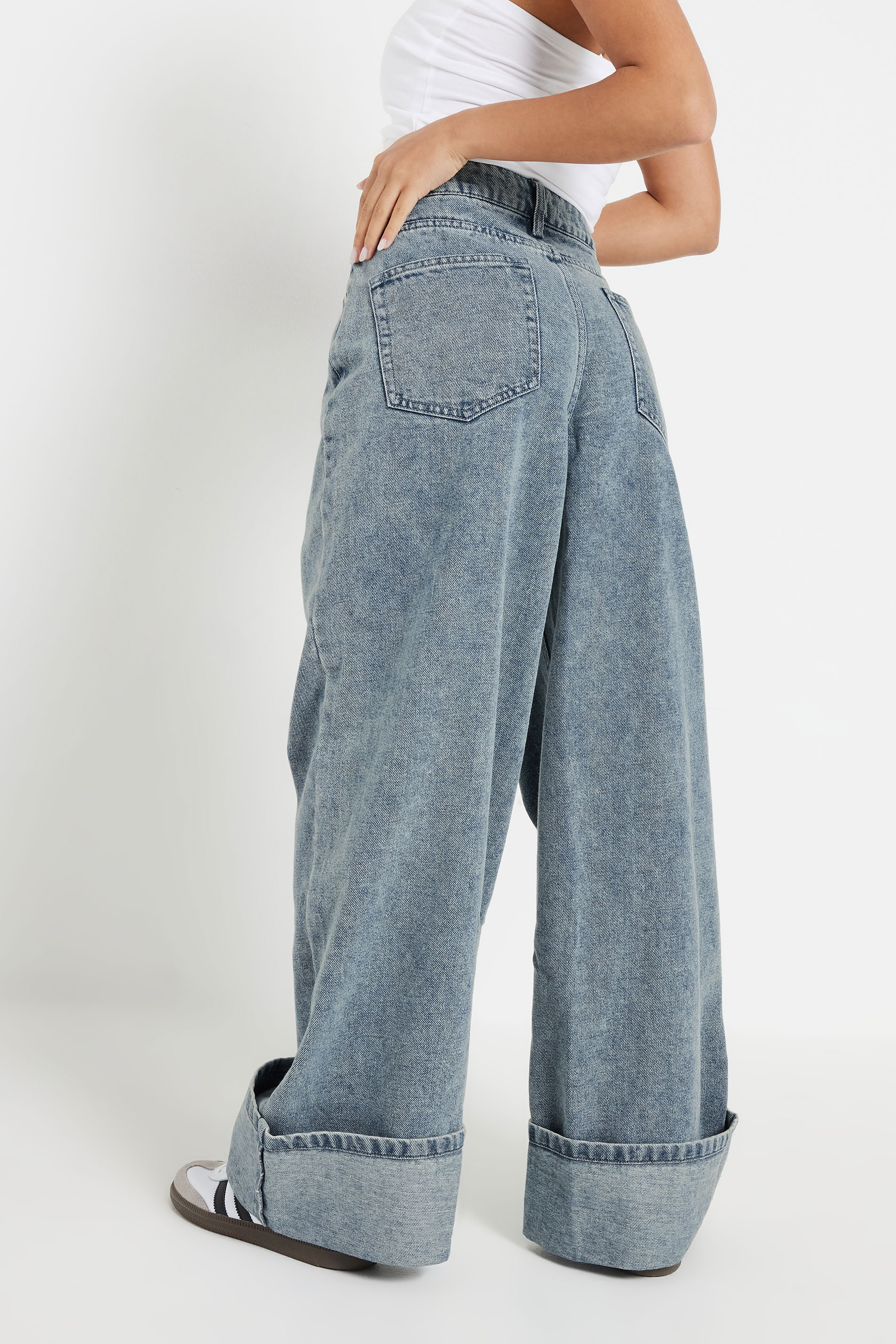 PixieGirl Petite Women's Blue Wash Denim Turn Up Jeans | PixieGirl 3