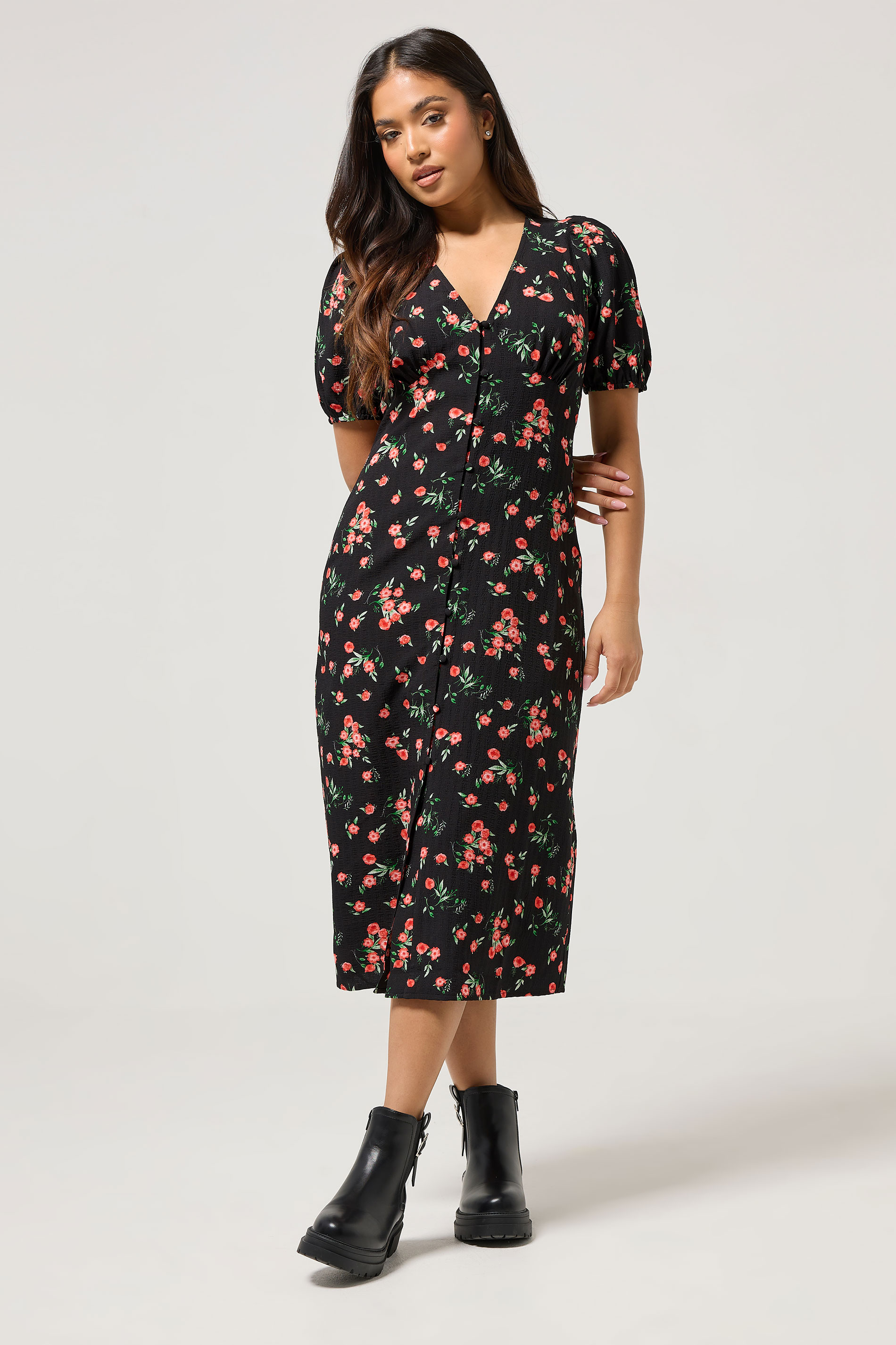 PixieGirl Petite Women's Black Rose Button Tea Dress | PixieGirl 1