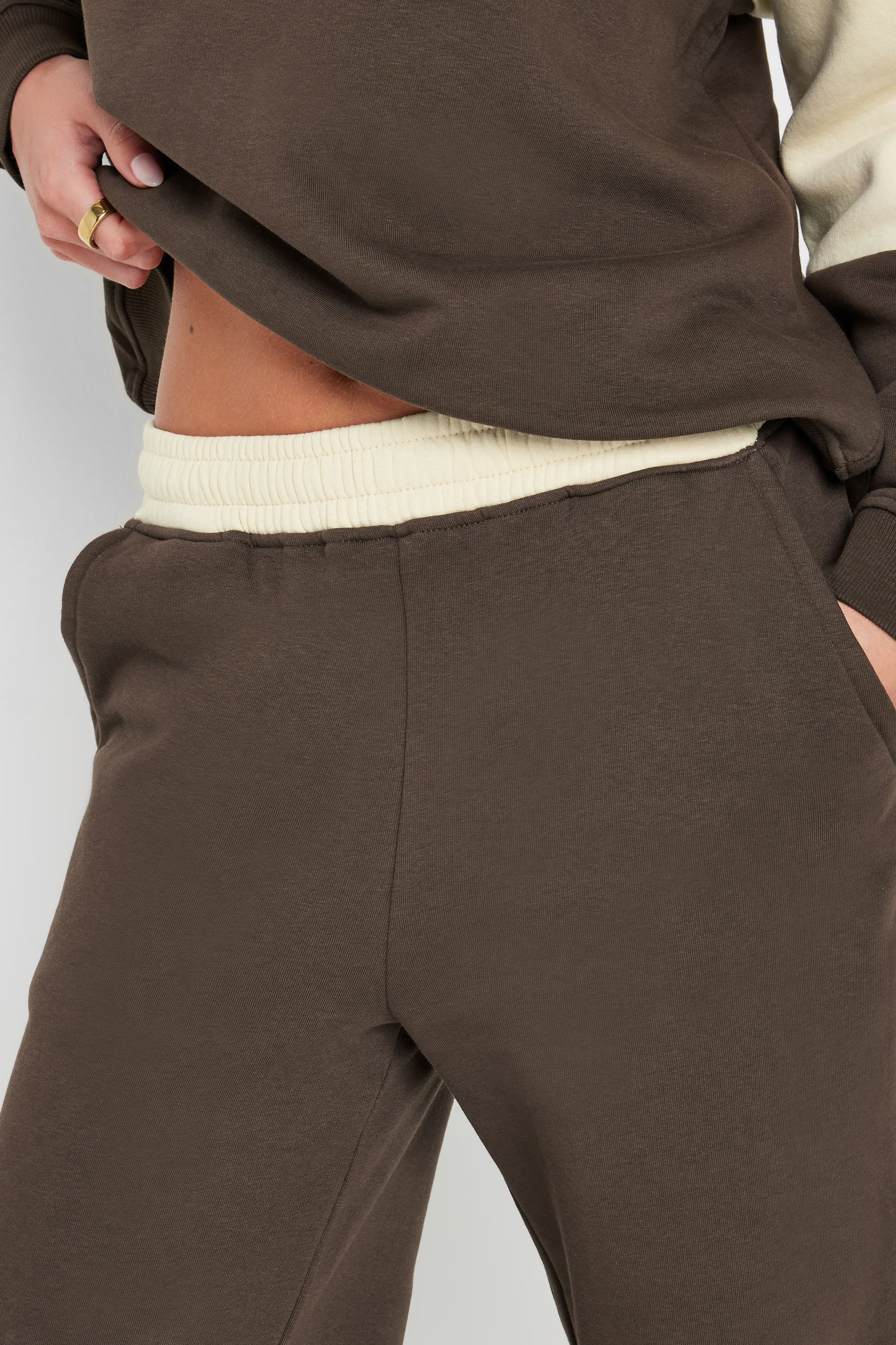 PixieGirl Petite Women's Chocolate Brown Contrast Waist Wide Leg Joggers | PixieGirl 3