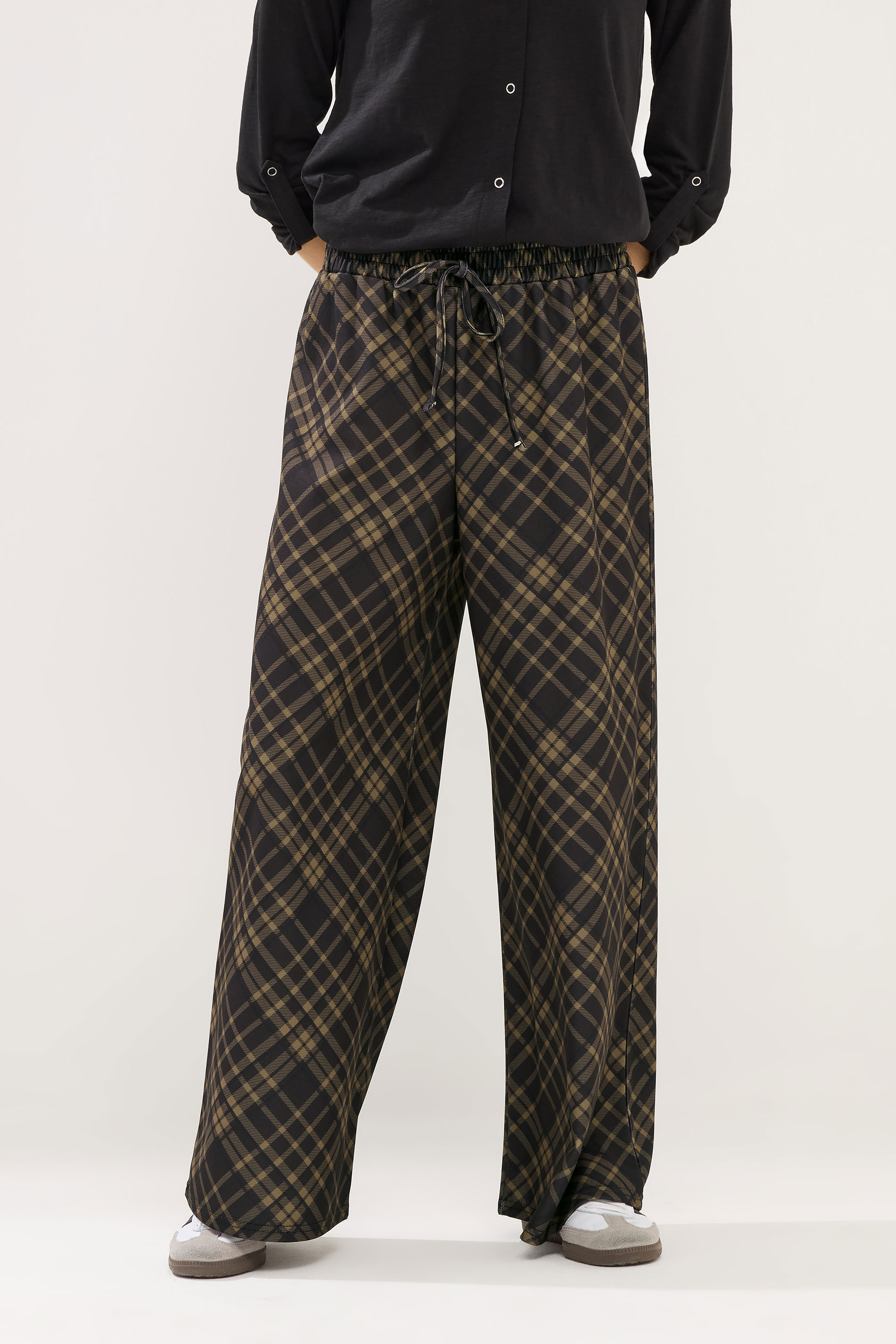 PixieGirl Petite Chocolate Brown Check Wide Leg Trousers | PixieGirl 2
