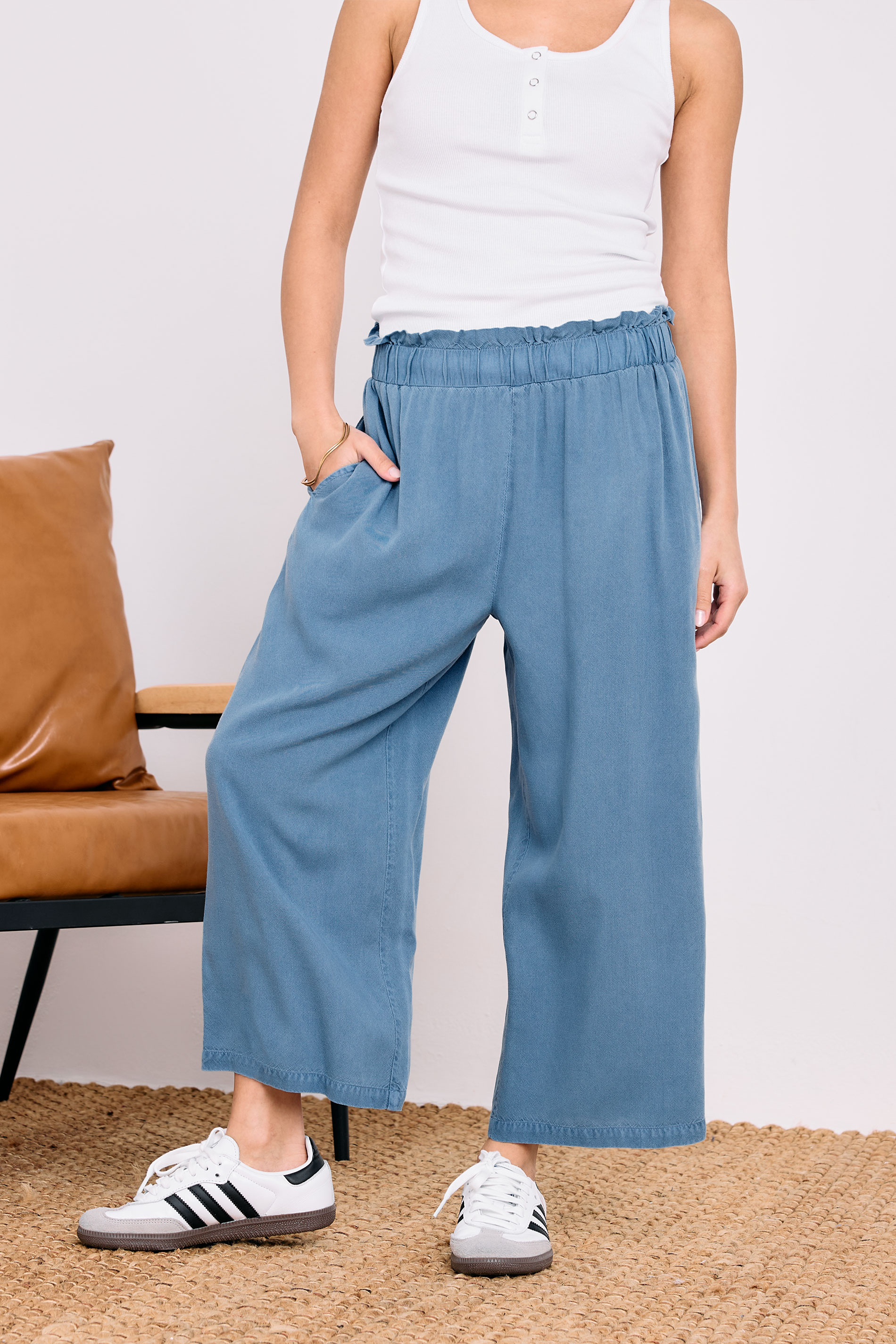 PixieGirl Petite Women's Blue Acid Wash Cropped Trousers | PixieGirl 2