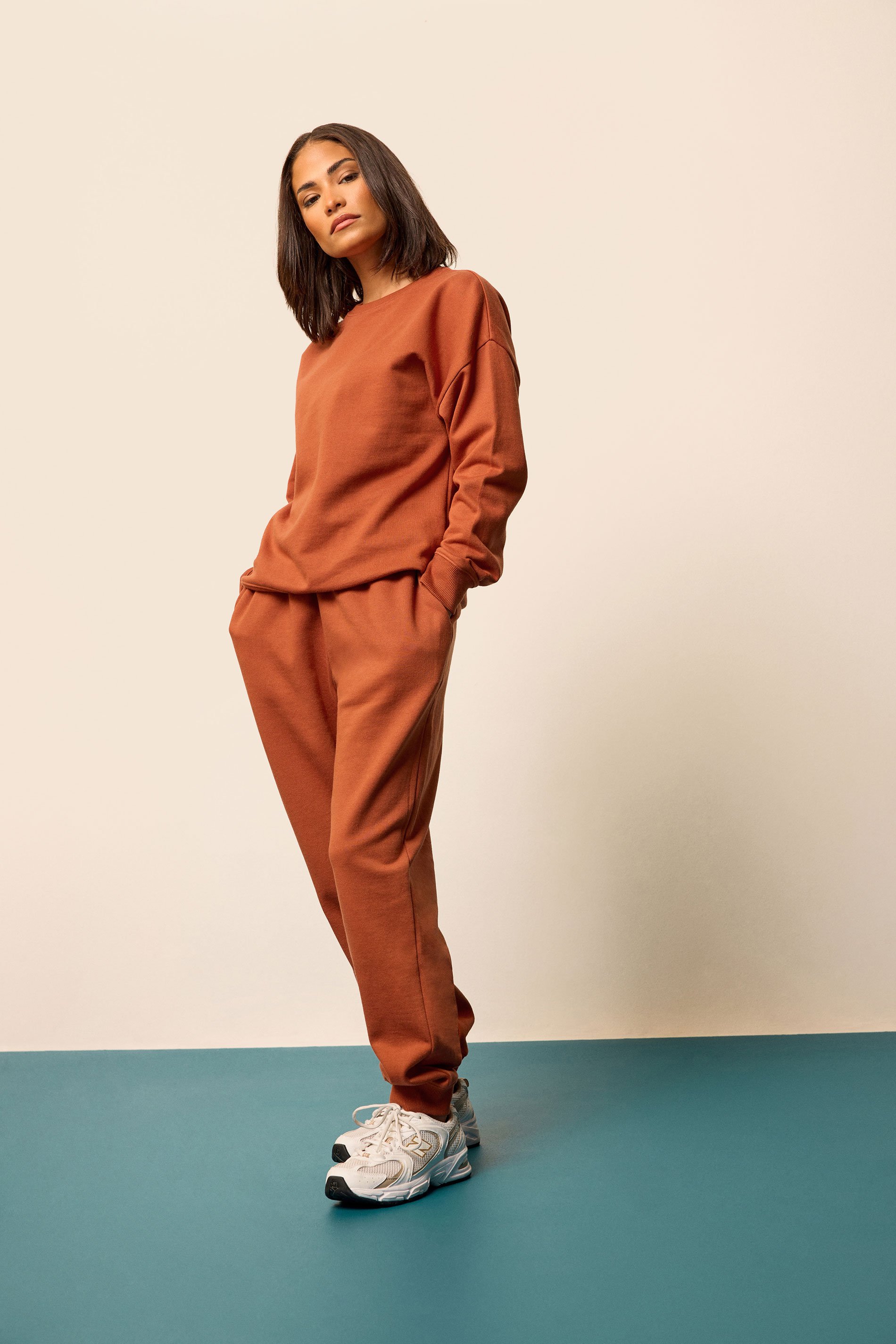 PixieGirl Petite Women's Rust Orange Drawstring Cuffed Joggers | PixieGirl 1