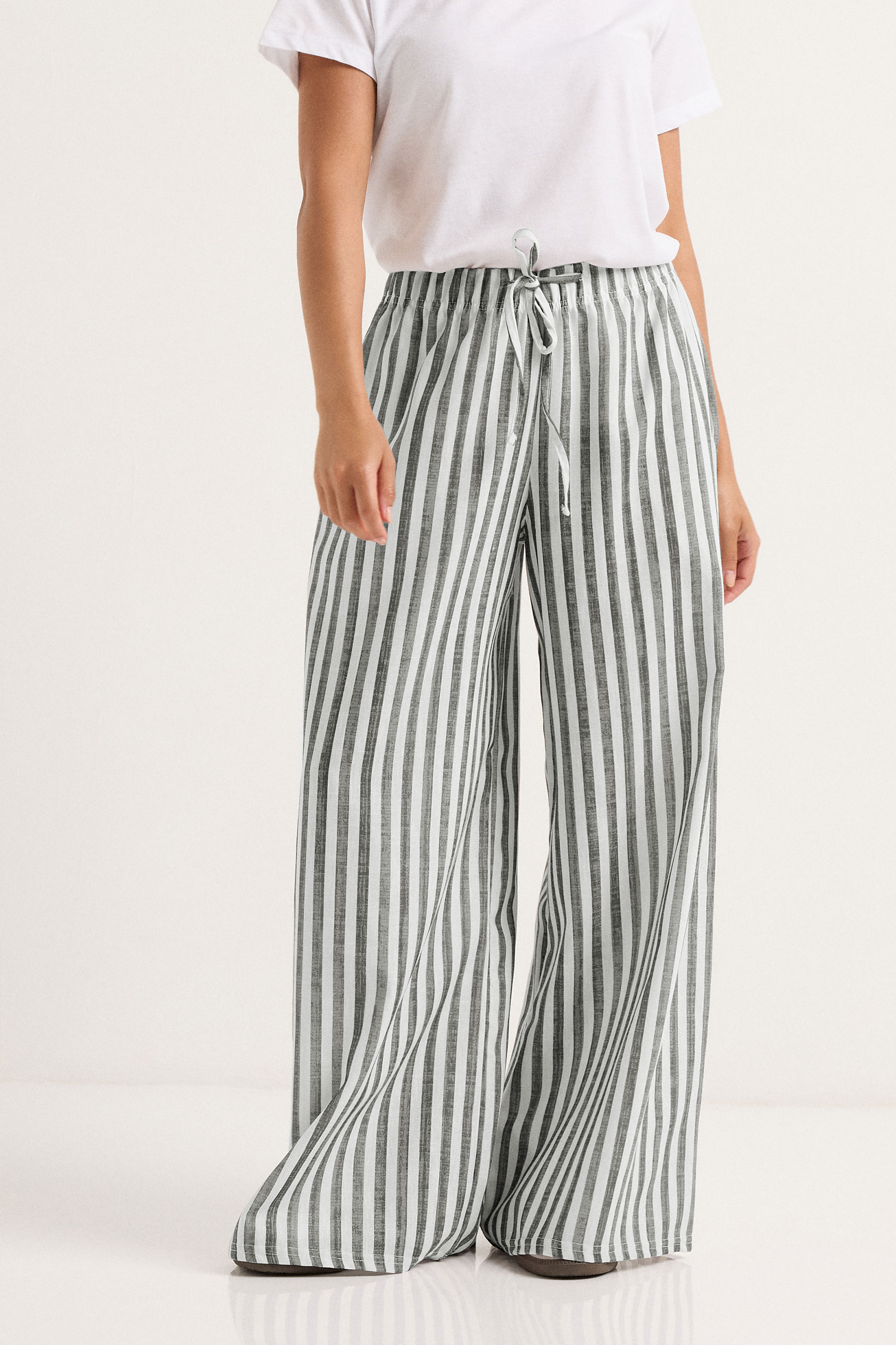 PixieGirl Petite Women's Grey Striped Wide Leg Trousers | PixieGirl 2