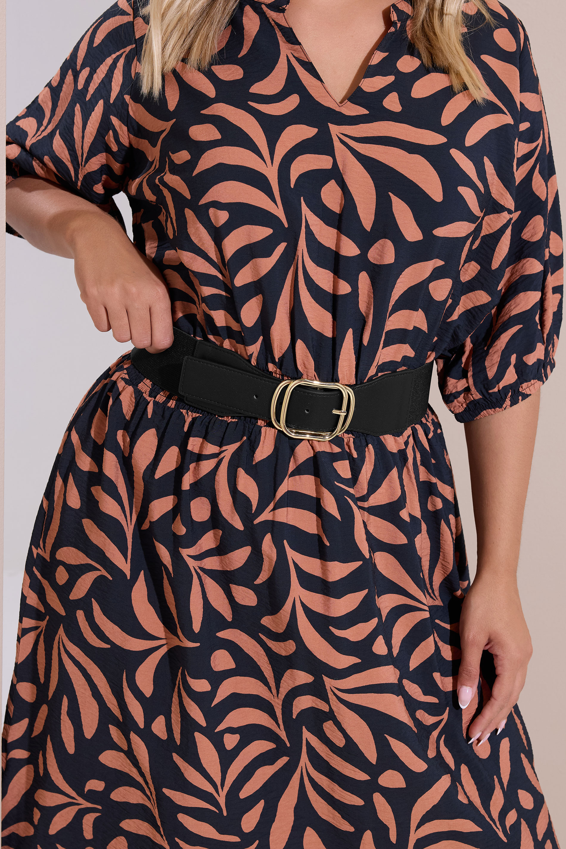 Black Double Buckle Stretch Belt | Yours Clothing 1