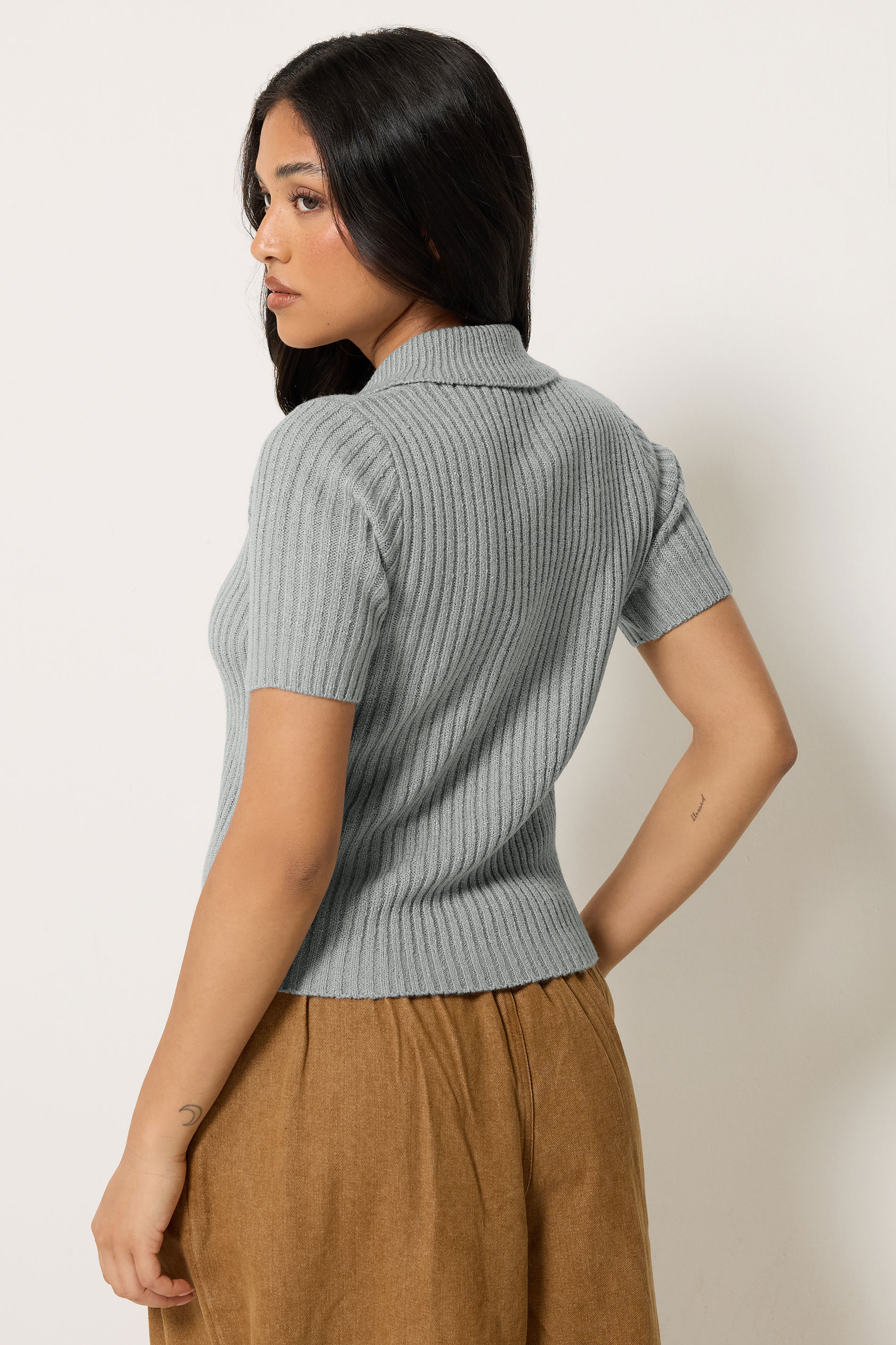 PixieGirl Petite Women's Grey Short Sleeve Knitted Zip Cardigan | PixieGirl 2