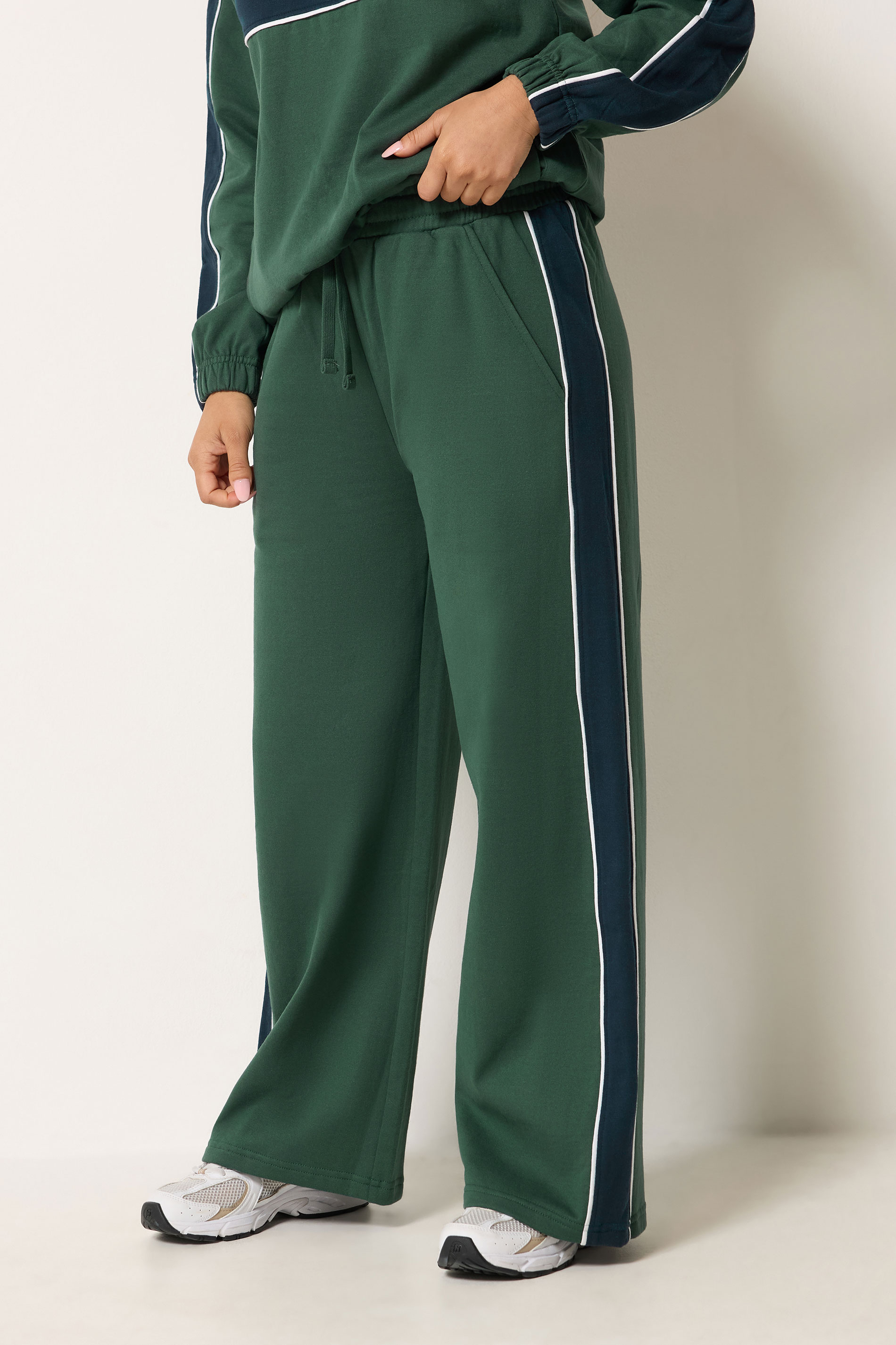 Pixiegirl Women's Green Petite & Navy Colour Block Joggers Size Petite > 8