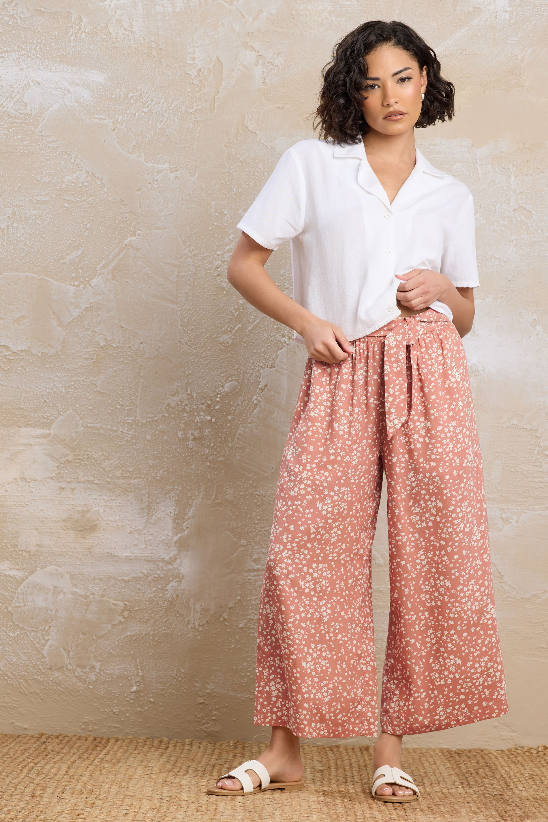 PixieGirl Petite Women's Coral Pink Ditsy Floral Cropped Trousers | PixieGirl 2