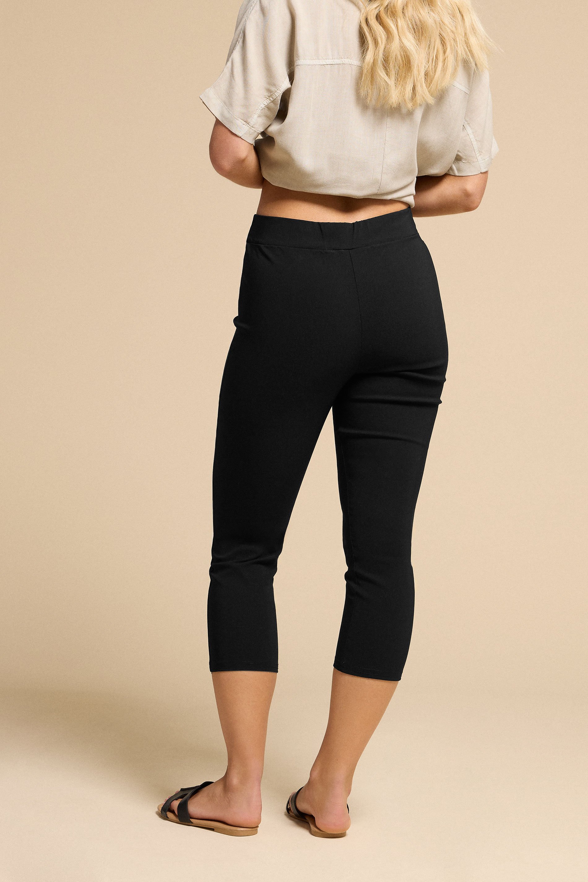 PixieGirl Petite Women's Black Slim Fit Capri Cropped Trousers | PixieGirl 3