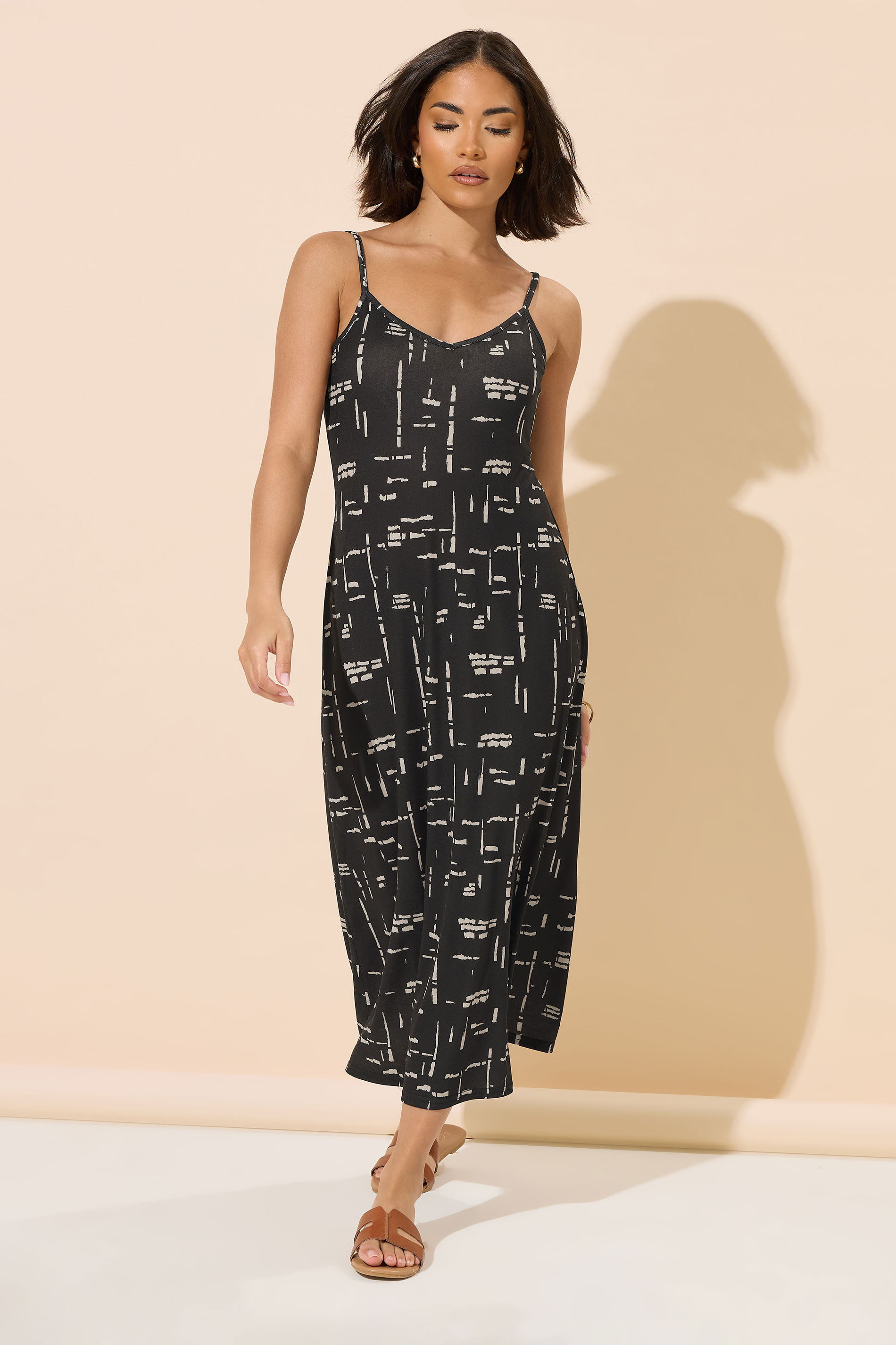 PixieGirl Petite Women's Black Abstract Jersey Strappy Maxi Dress | PixieGirl 2