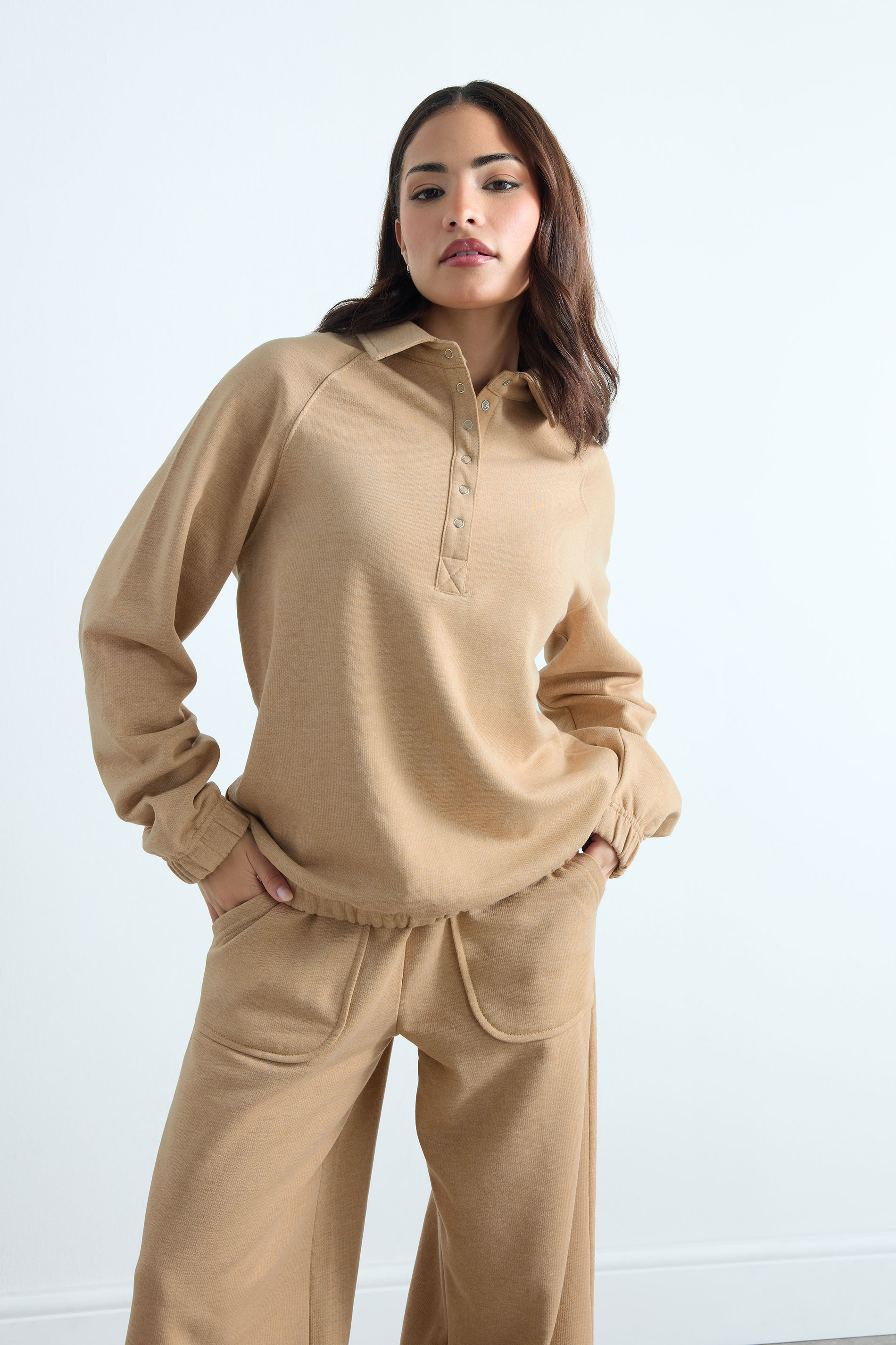 Pixiegirl Women's Brown Petite Natural Button Collar Sweatshirt Size 18
