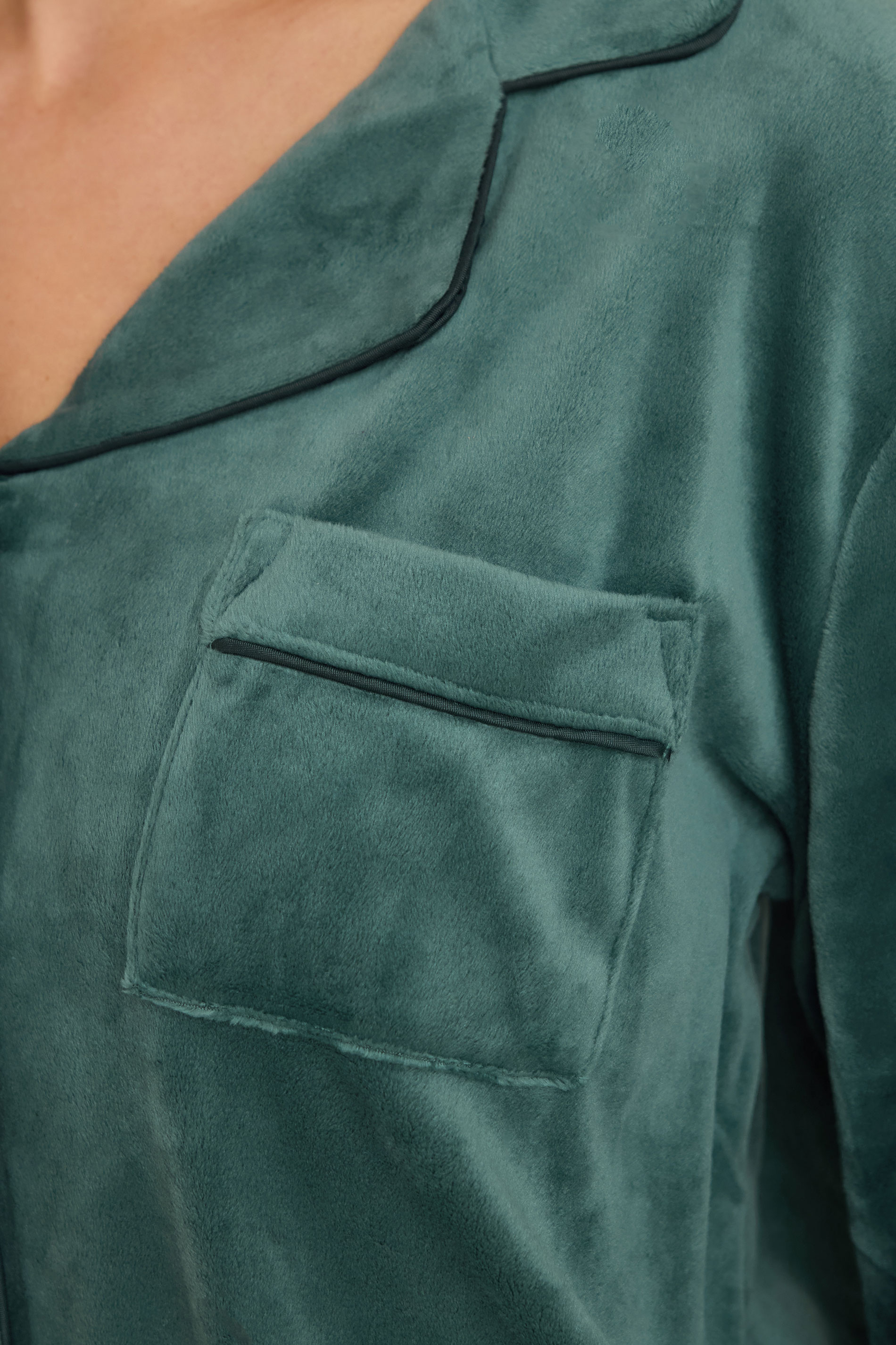 PixieGirl Petite Women's Green Super Luxe Touch Pyjama Set | PixieGirl 4