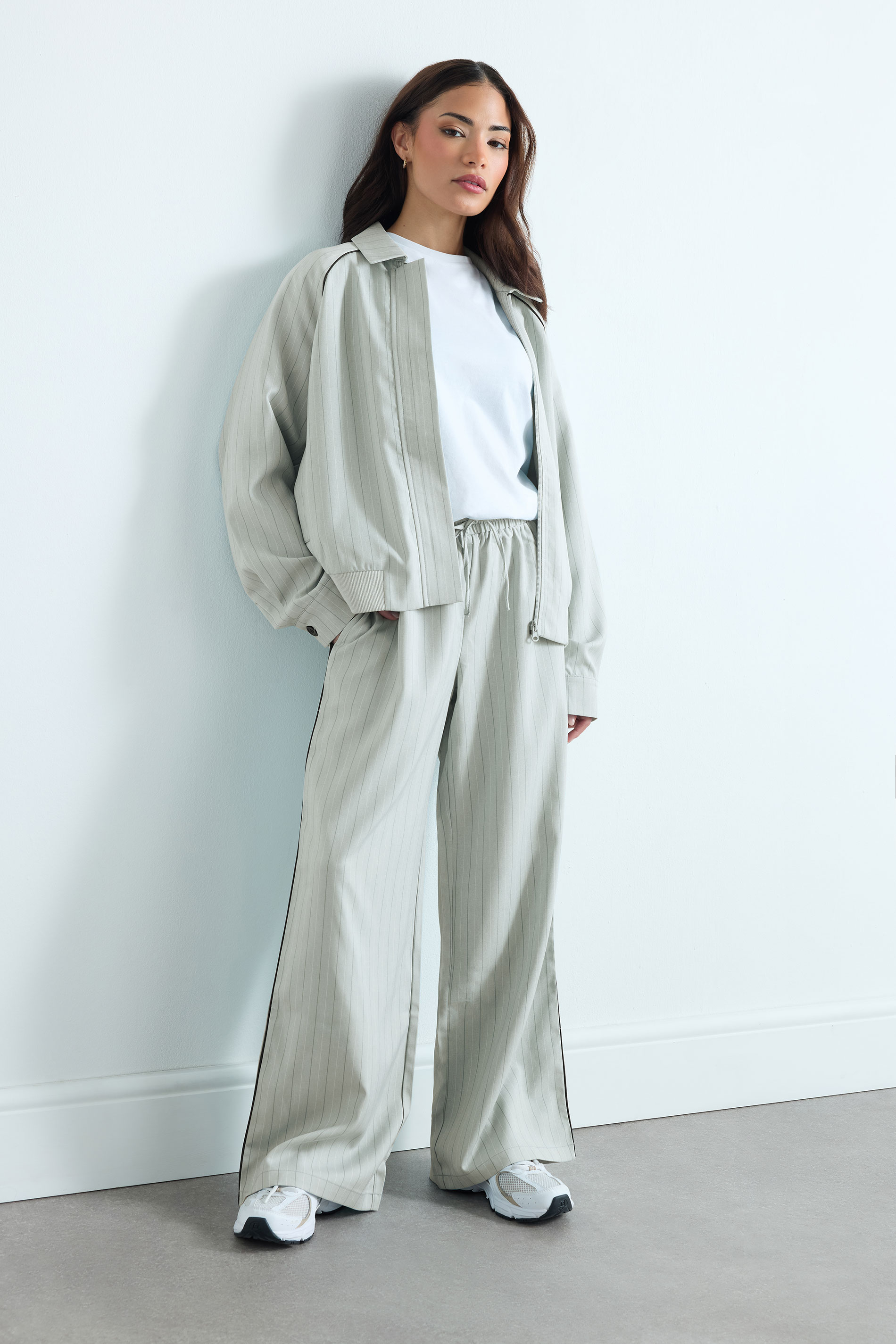 PixieGirl Petite Women's Blue Stripe Pull On Wide Leg Trousers | PixieGirl 1