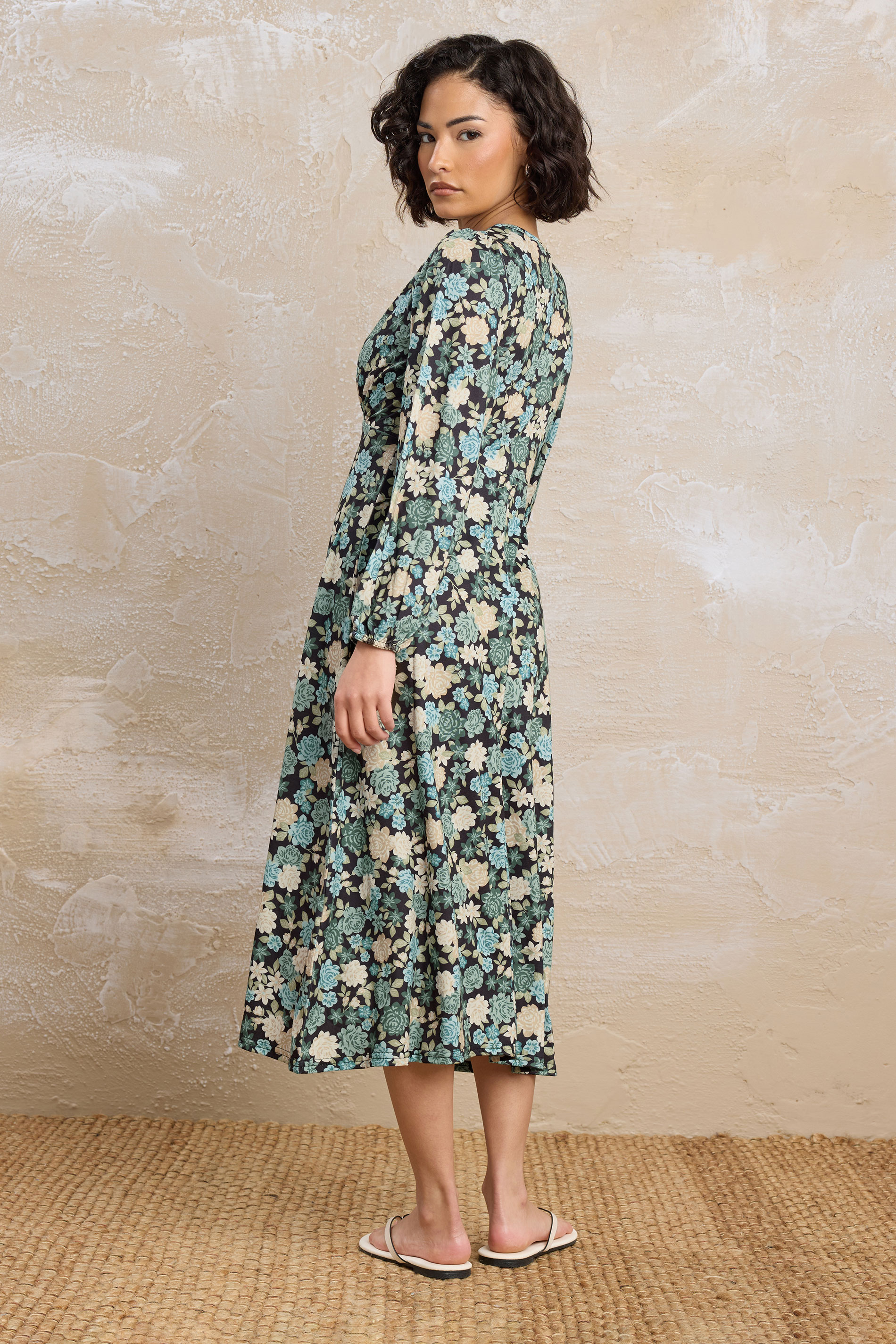 https://cdn.pixiegirl.com/Images/ProductImages/749277a4-80d7-45_225892_C.jpg