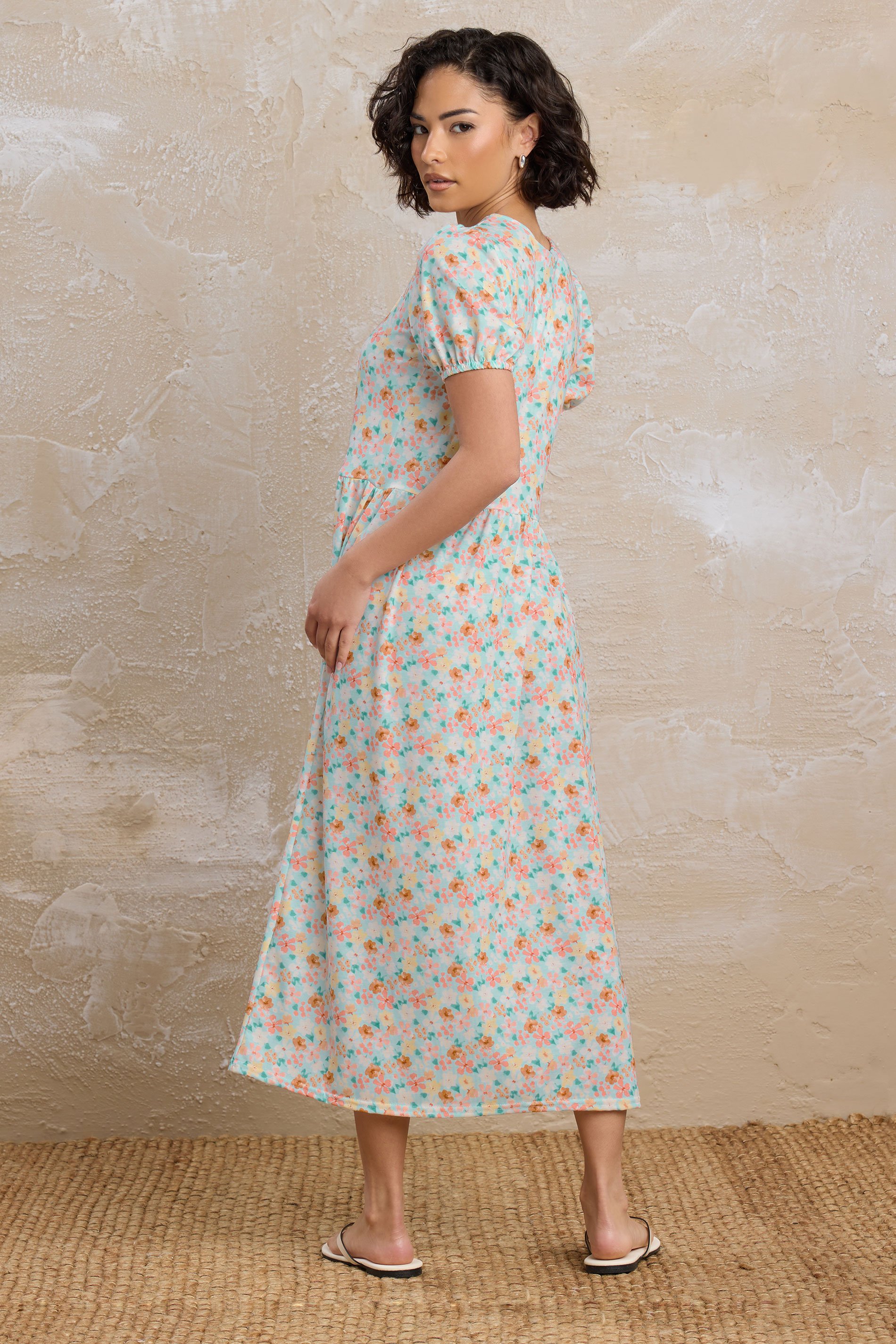 PixieGirl Petite Women's Light Blue Floral V-Neck Midi Dress | PixieGirl 3
