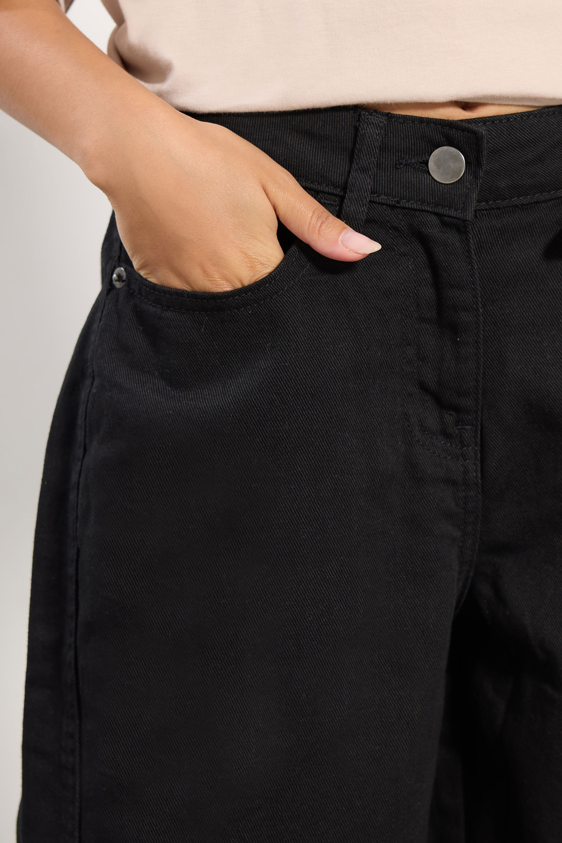 PixieGirl Petite Women's Black Non-Stretch Barrel Jeans | PixieGirl 4