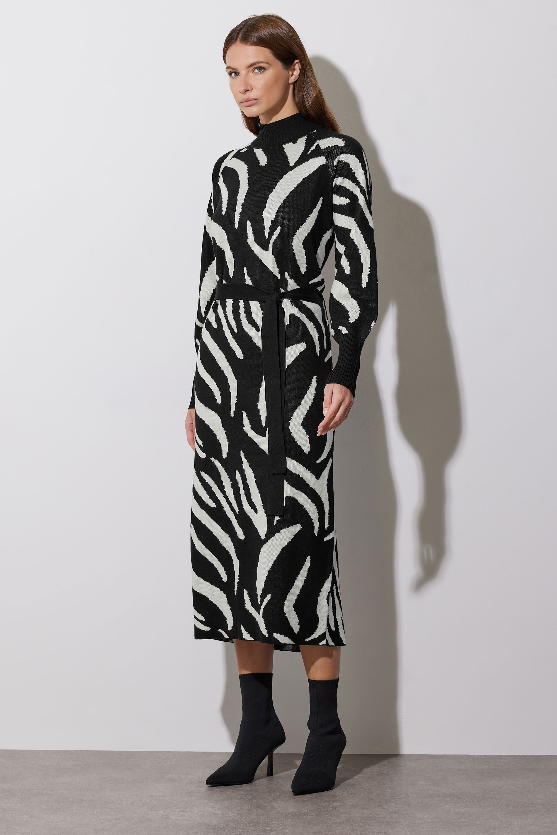 STAR Black Zebra Jumper Dress | STAR x JM 1