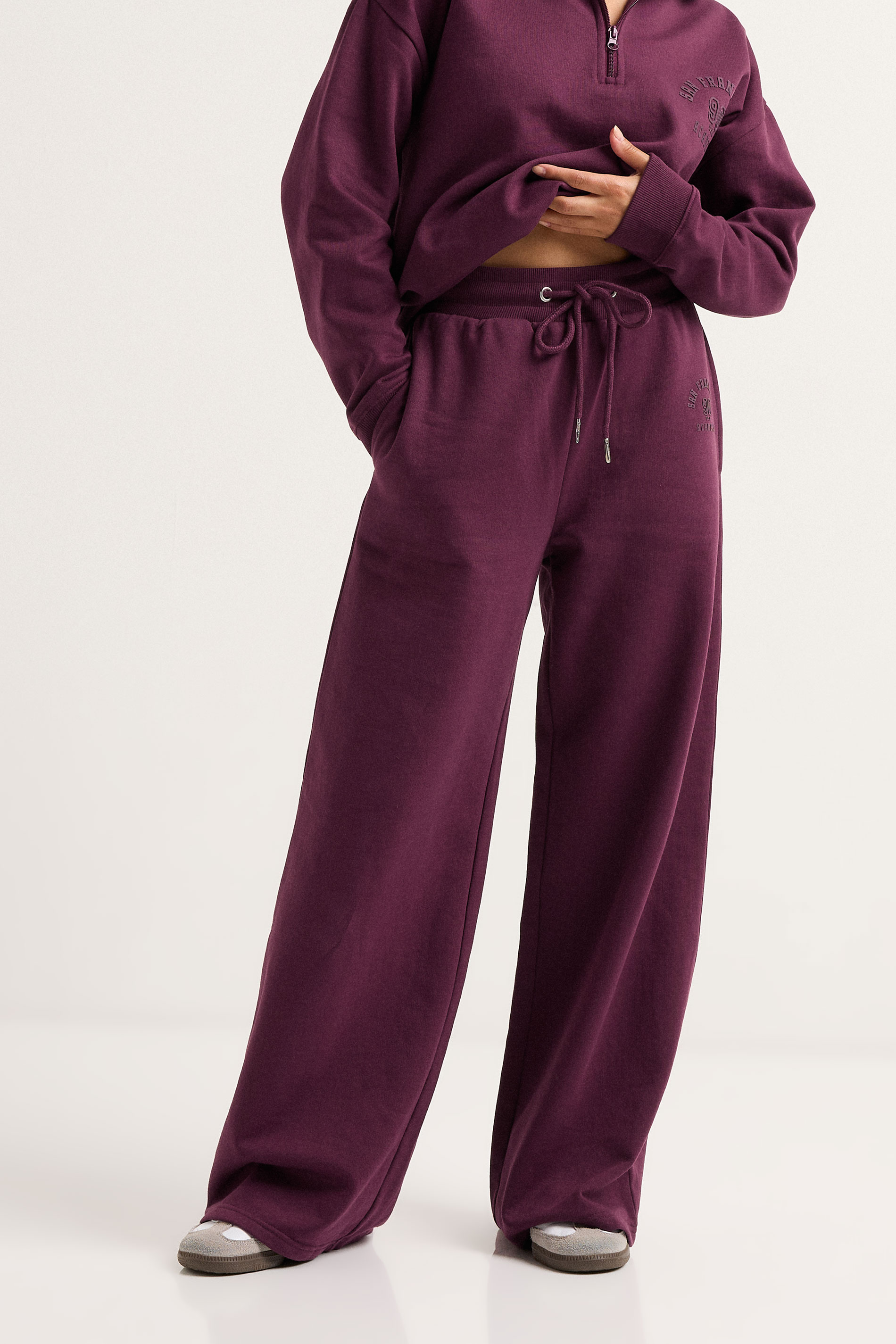 PixieGirl Petite Women's Burgundy Red 'San Francisco' Joggers | PixieGirl 2