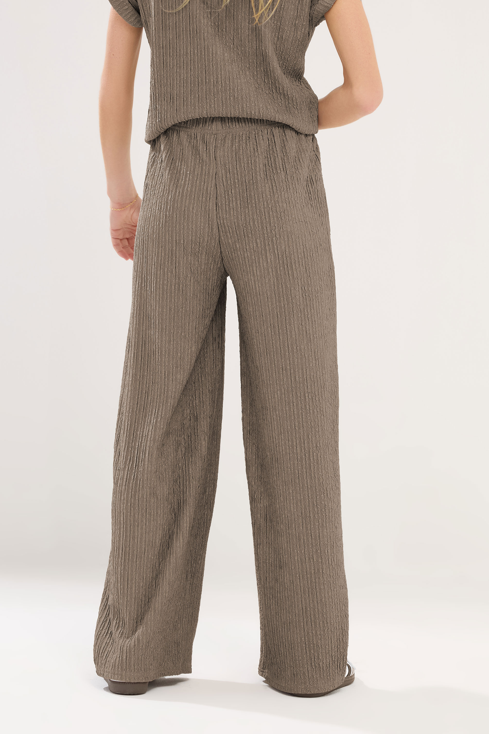 PixieGirl Petite Mocha Brown Textured Wide Leg Trousers | PixieGirl 3