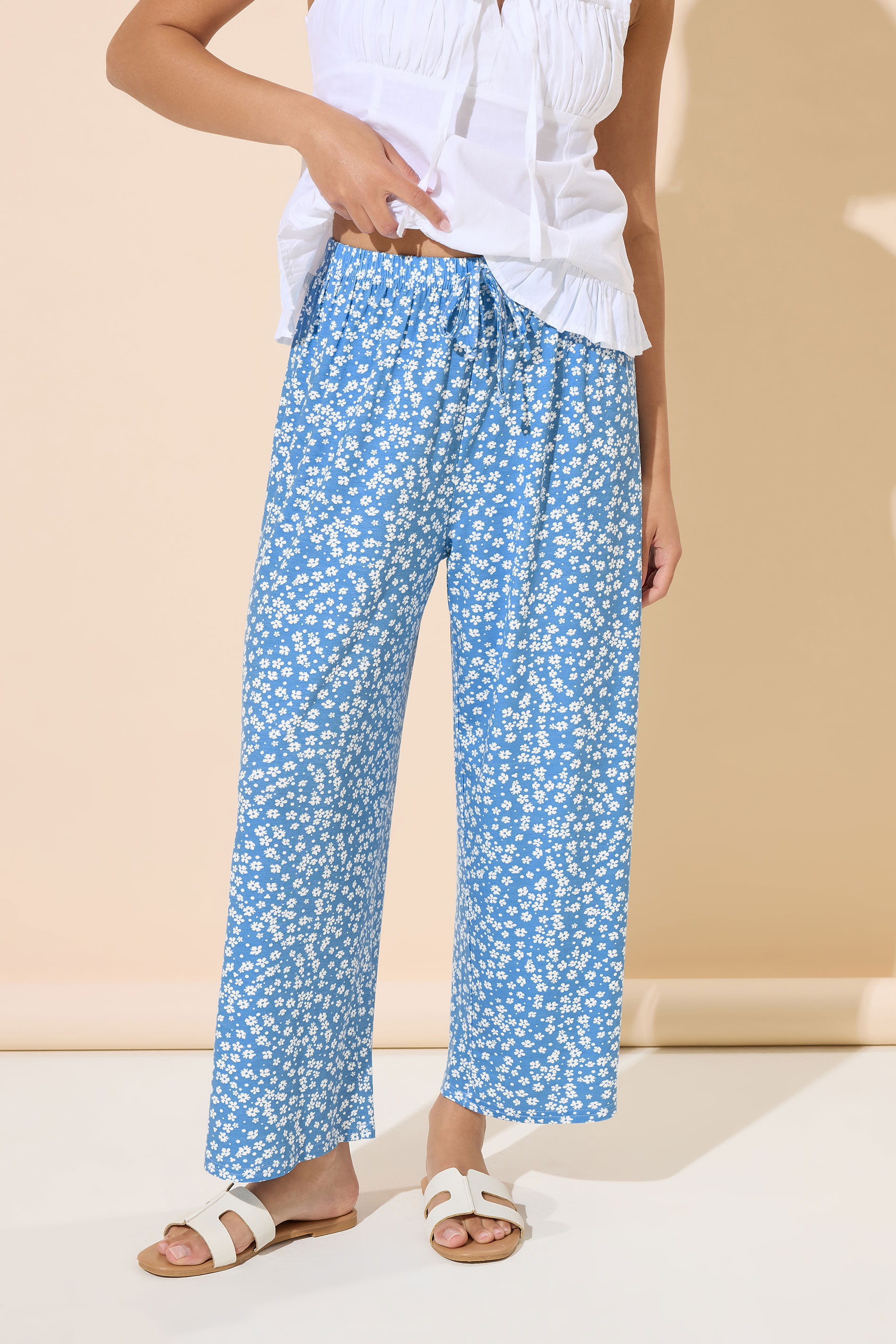 PixieGirl Petite Women's Blue Ditsy Floral Cropped Trousers | PixieGirl 2