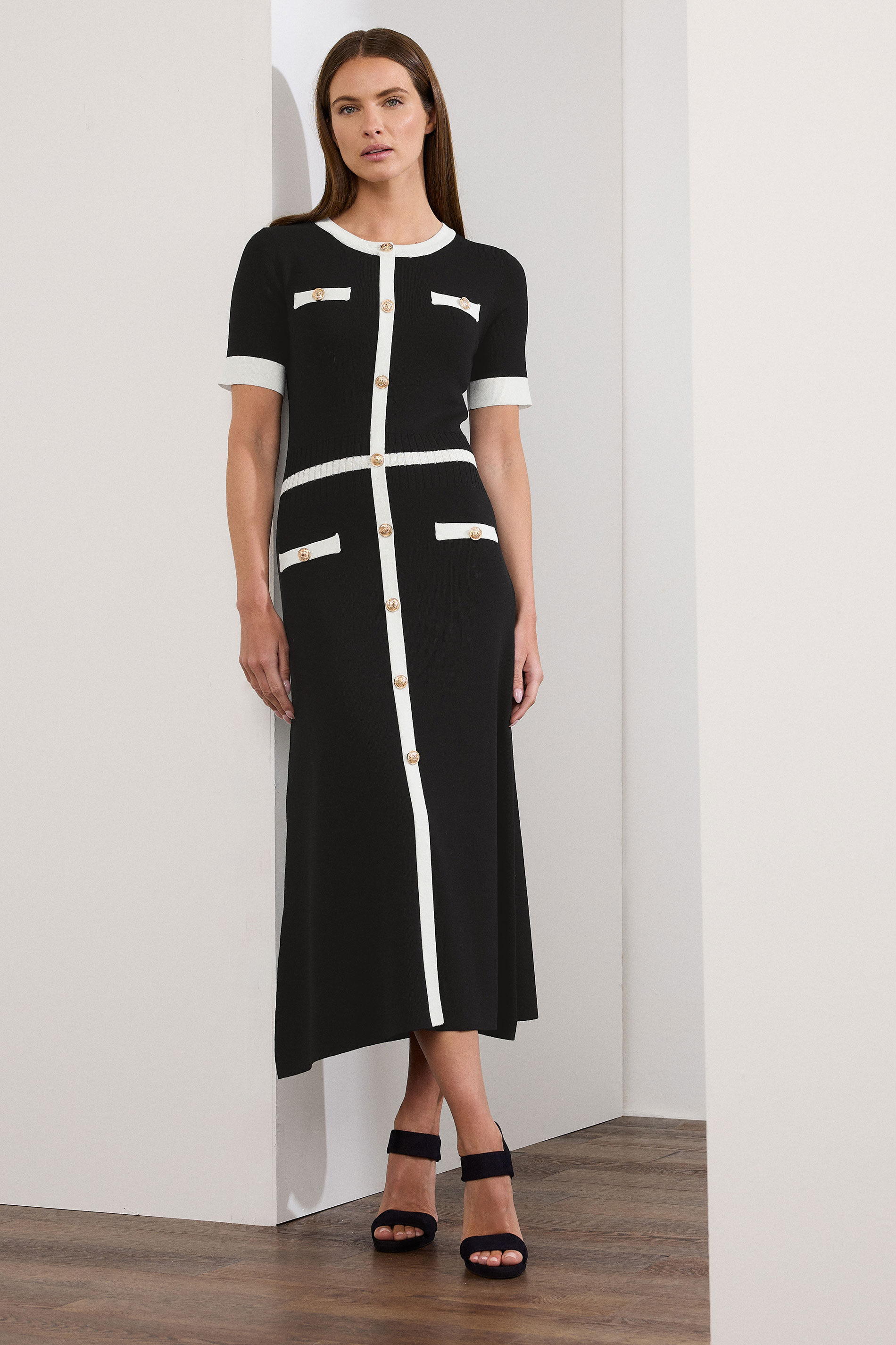 STAR Black Contrast Trim Knitted Dress | StarByJM 3