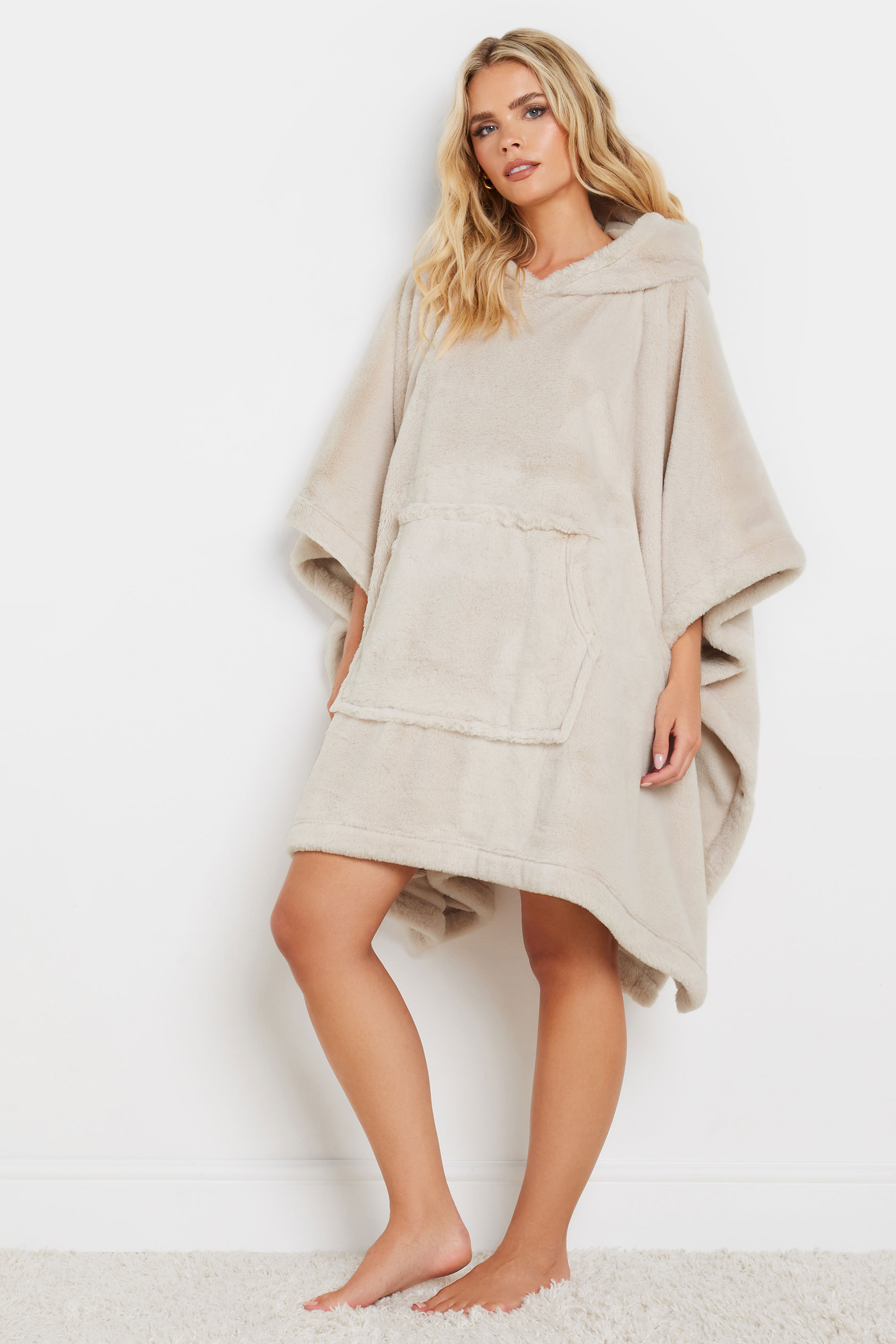 PixieGirl Petite Women's Stone Brown Faux Fur Blanket Hoodie | PixieGirl 1