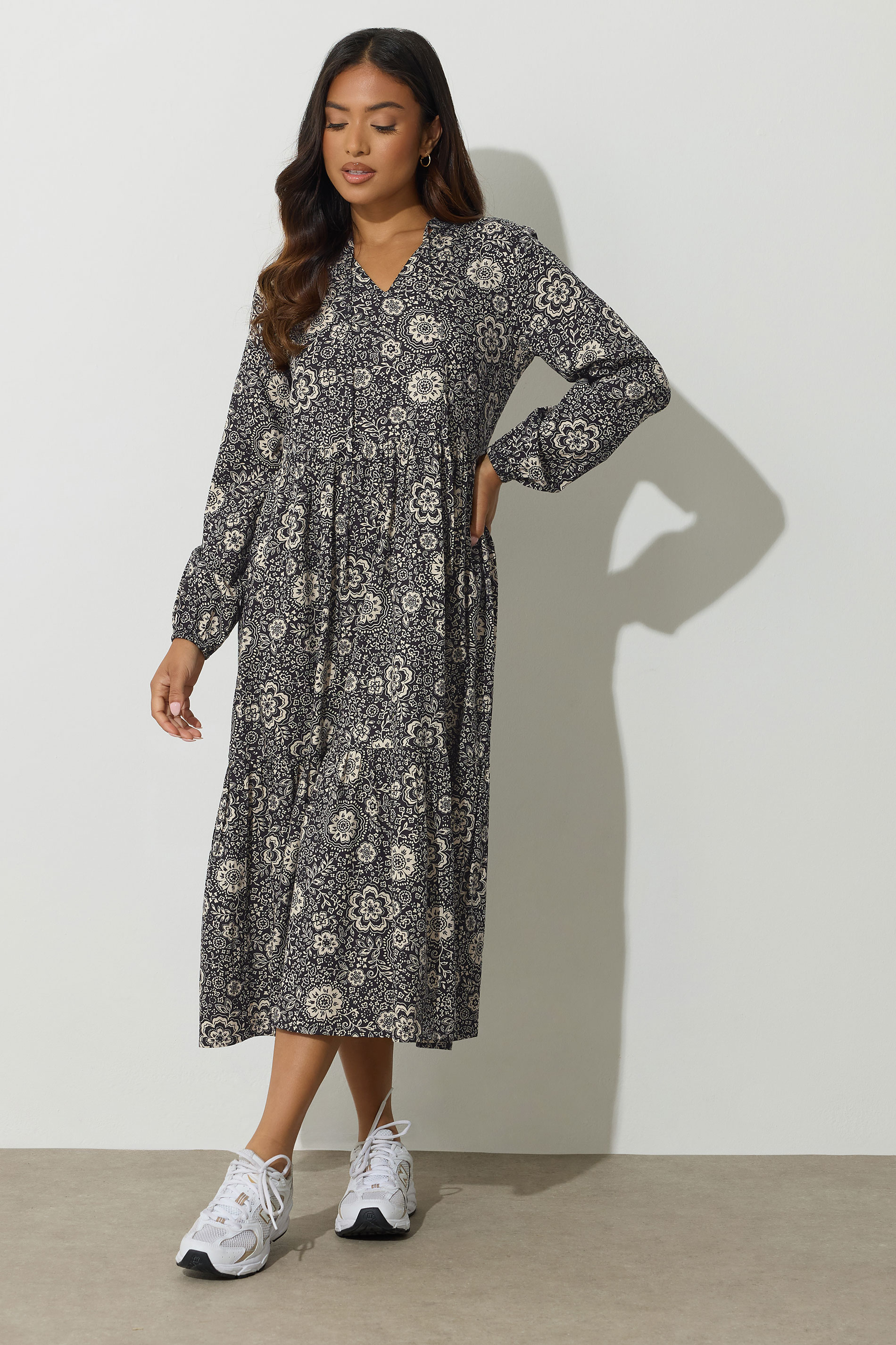 PixieGirl Petite Women's Black Floral Tie Midaxi Dress | PixieGirl 1