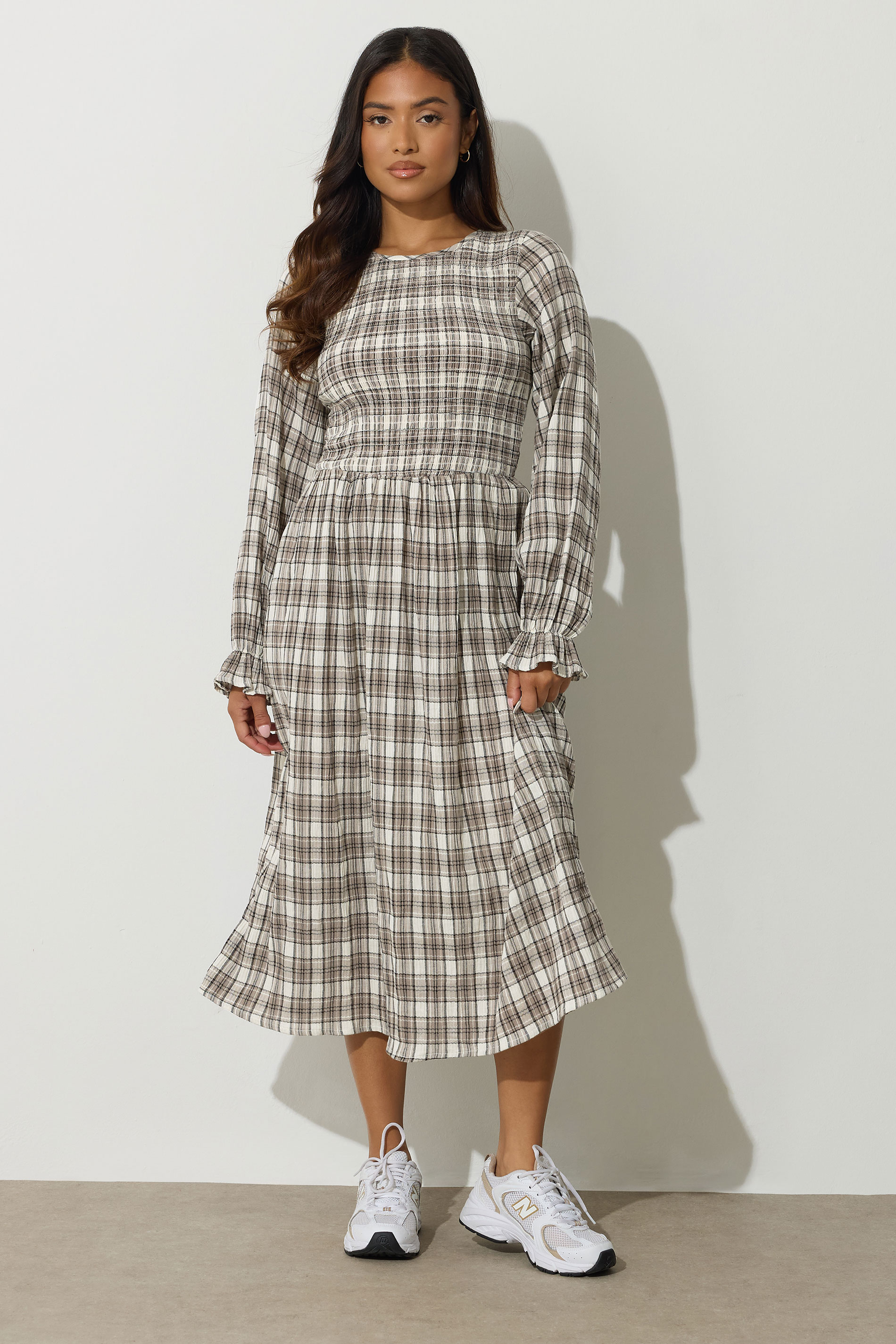 PixieGirl Petite Women's Brown Check Shirred Long Sleeve Midi Dress | PixieGirl 3