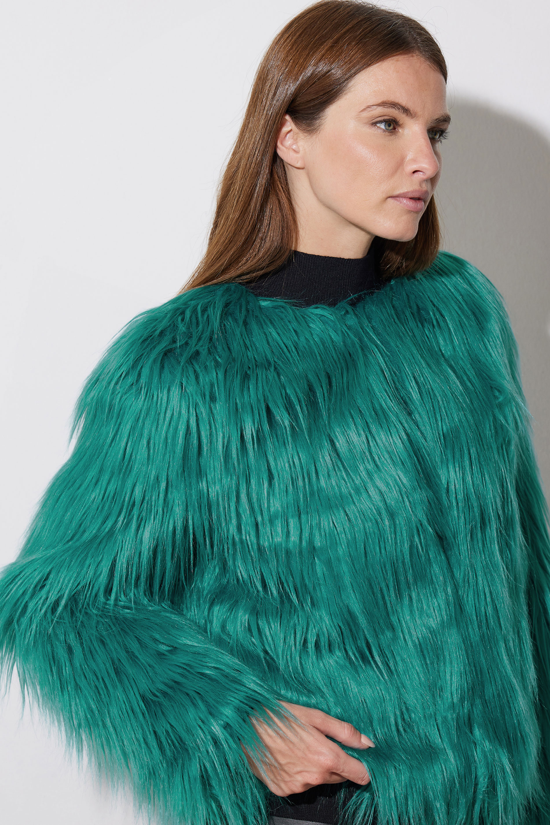 STAR Green Faux Fur Coat | STAR x JM 5