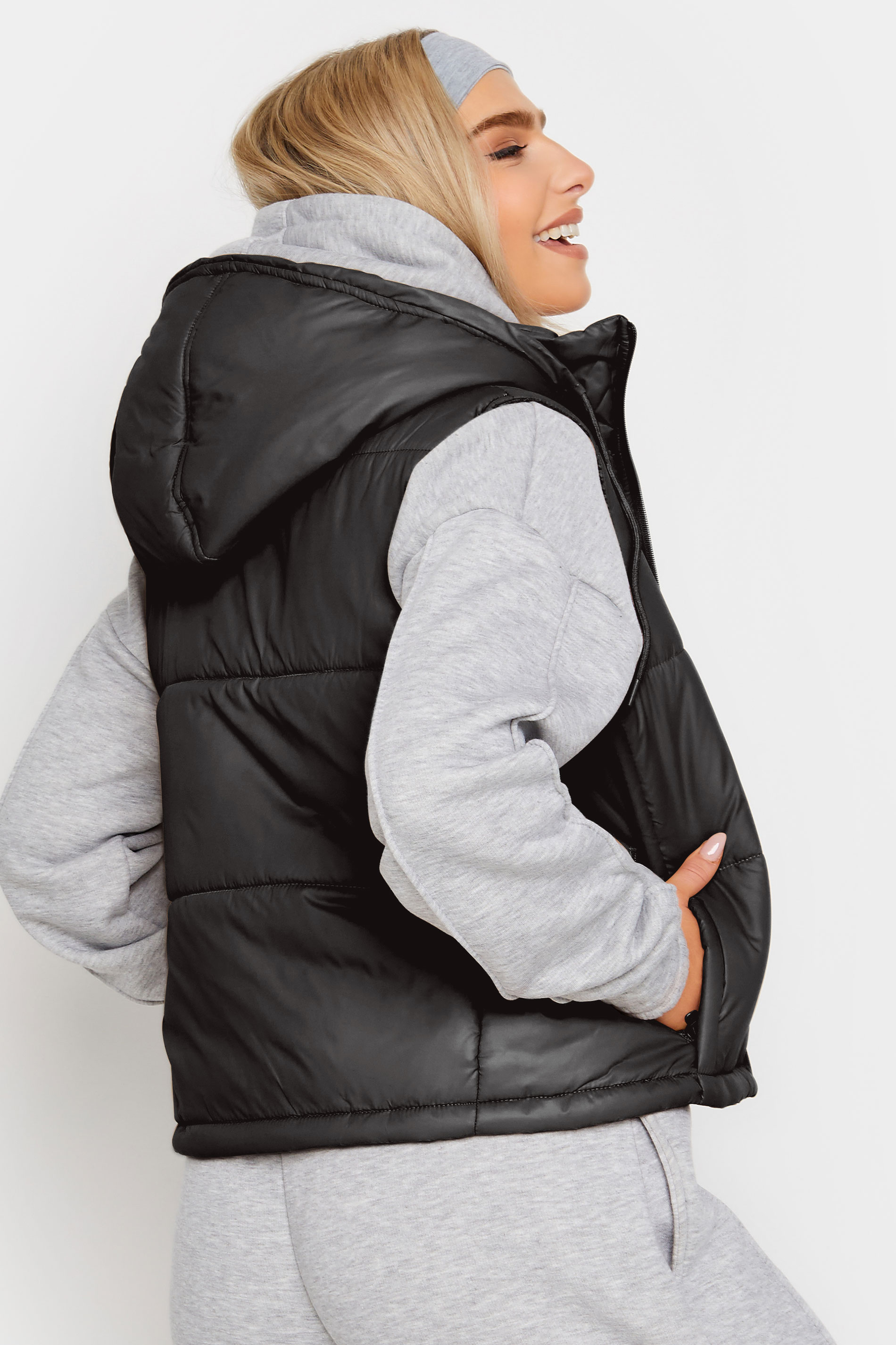 Black Hooded Cropped Gilet | PixieGirl 3