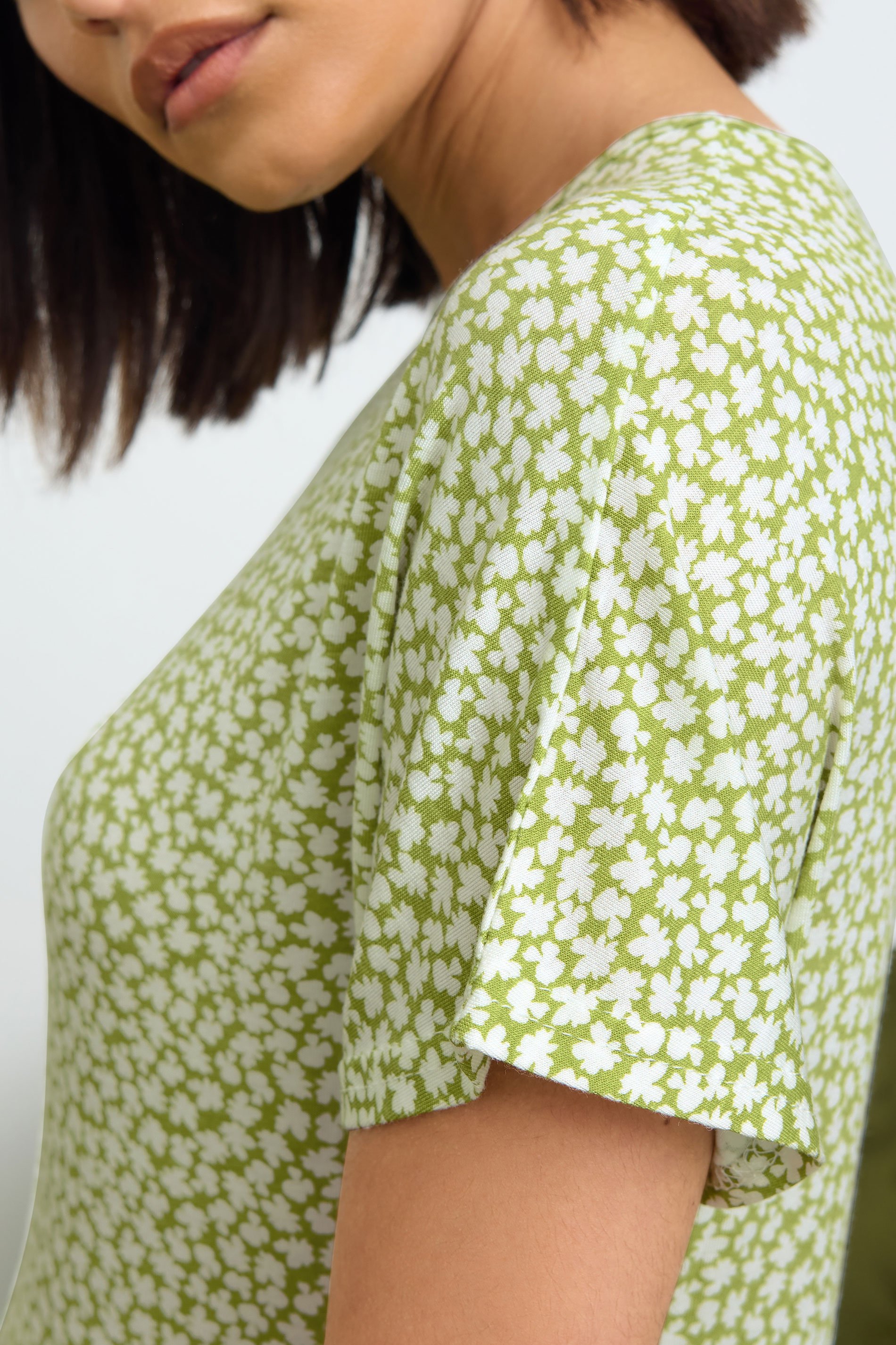 PixieGirl Petite Women's Sage Green Ditsy Floral Print Midi Smock Dress | PixieGirl 4