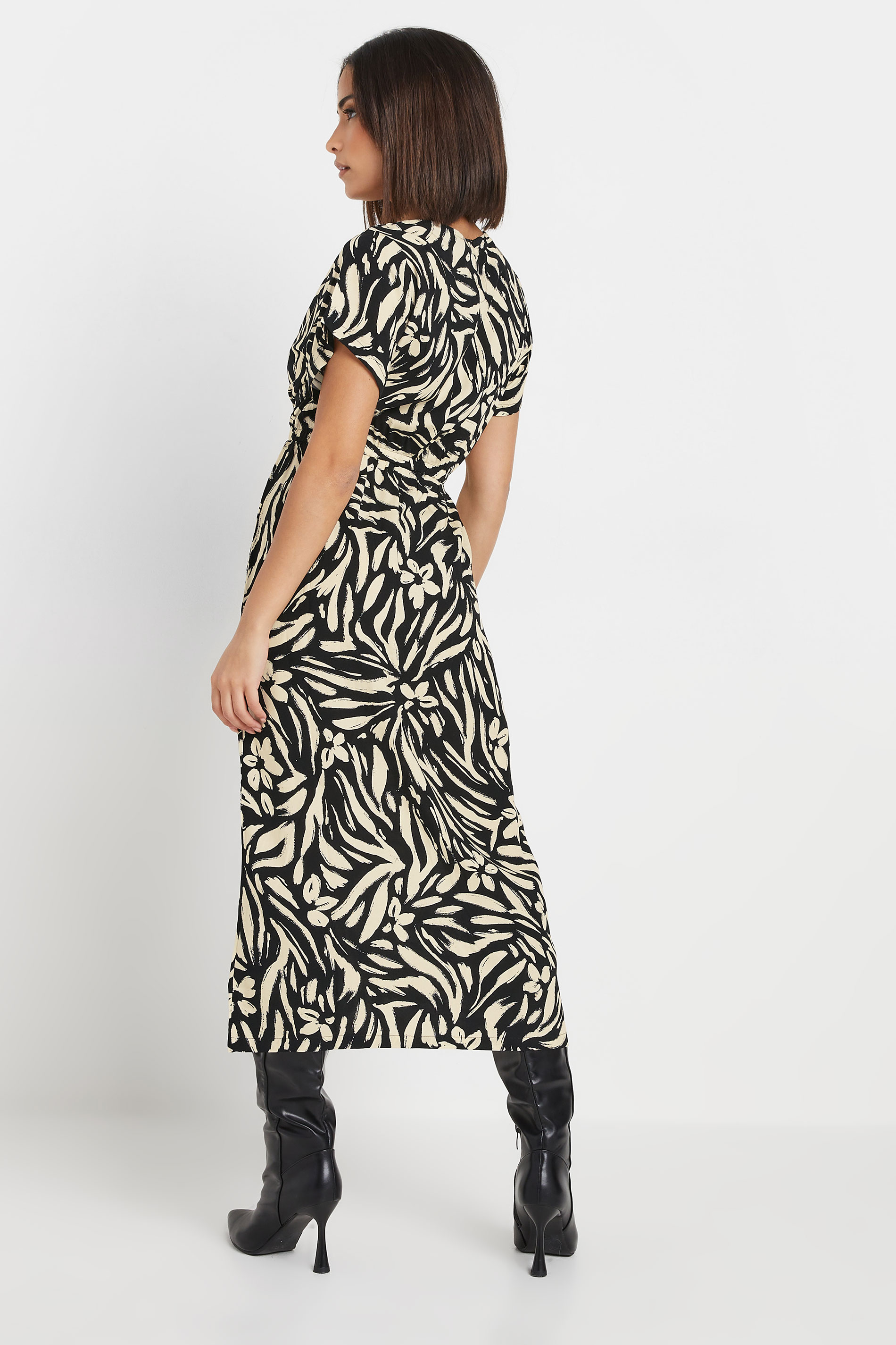 PixieGirl Petite Women's Black Abstract Print Tie Waist Midi Dress | PixieGirl  3