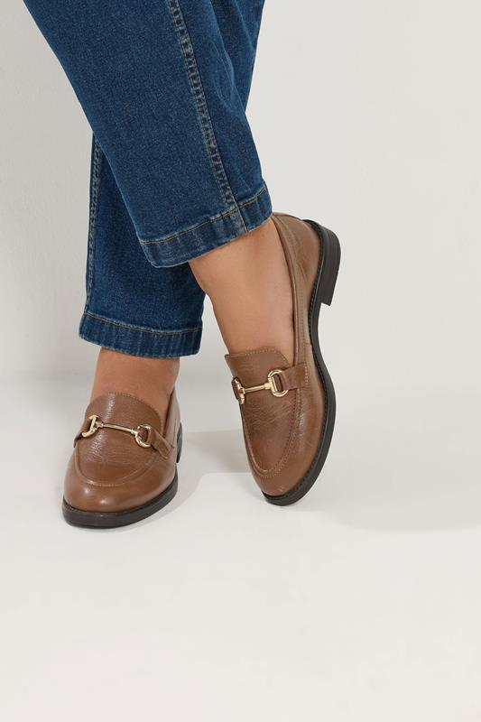  Yours Brown Metal Trim Loafers In Wide E Fit