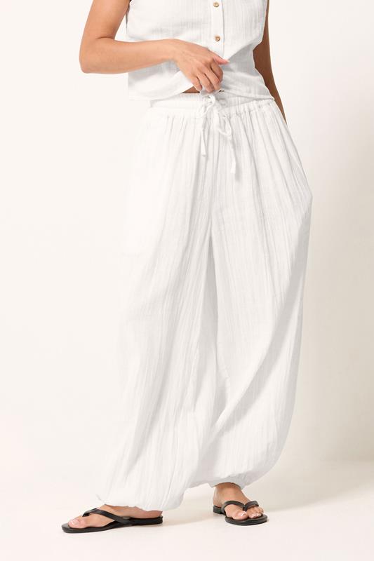 Candy cotton mini pants white andmary② ANDMARY】Connie mini pants