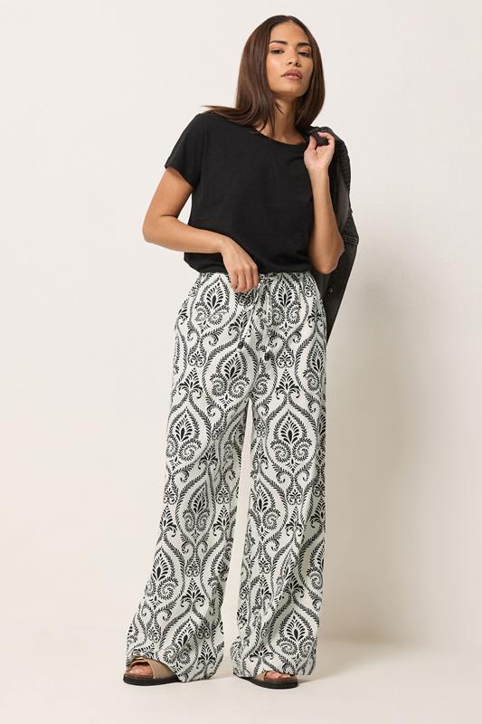  PixieGirl Petite Ivory White Tile Wide Leg Trousers