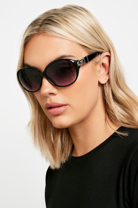 Plus Size  Yours Black Chain Detail Sunglasses