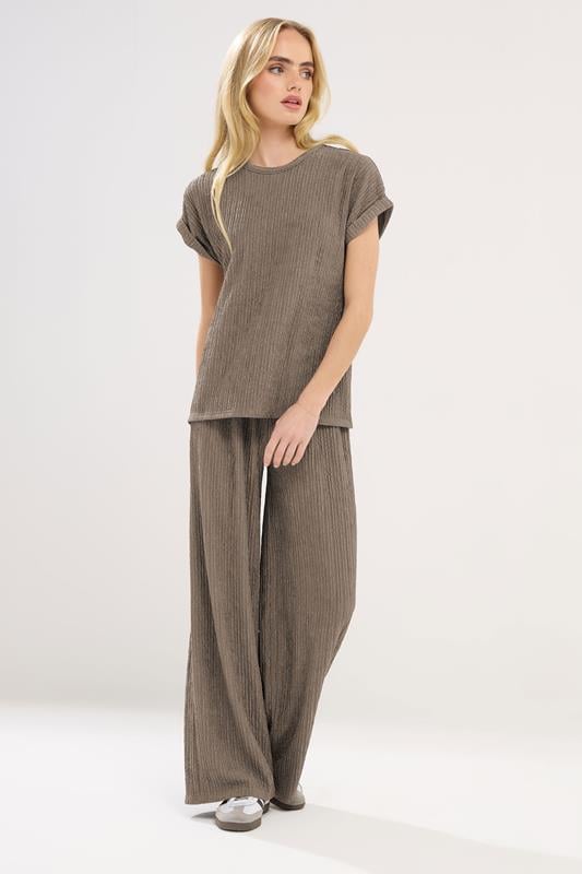 PixieGirl Petite Mocha Brown Textured Short Sleeve Top | PixieGirl 2