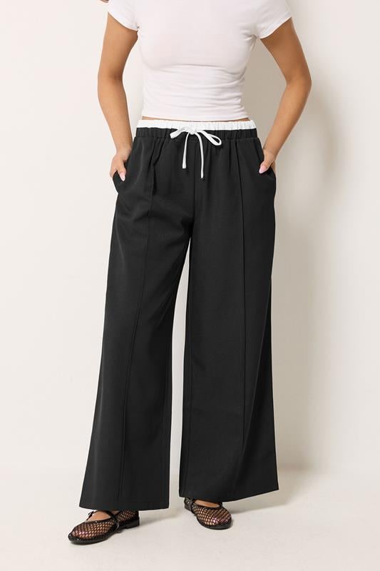 PixieGirl Petite Women's Black Contrast Pintuck Wide Leg Trousers | PixieGirl 1