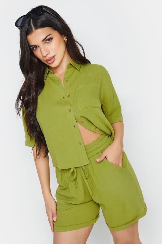 PixieGirl Petite Women's Green Textured Boxy Short Sleeve Shirt | PixieGirl 2