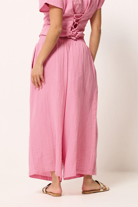 PixieGirl Petite Women's Pink Cotton Cheesecloth Cropped Wide Leg Trousers | PixieGirl 4
