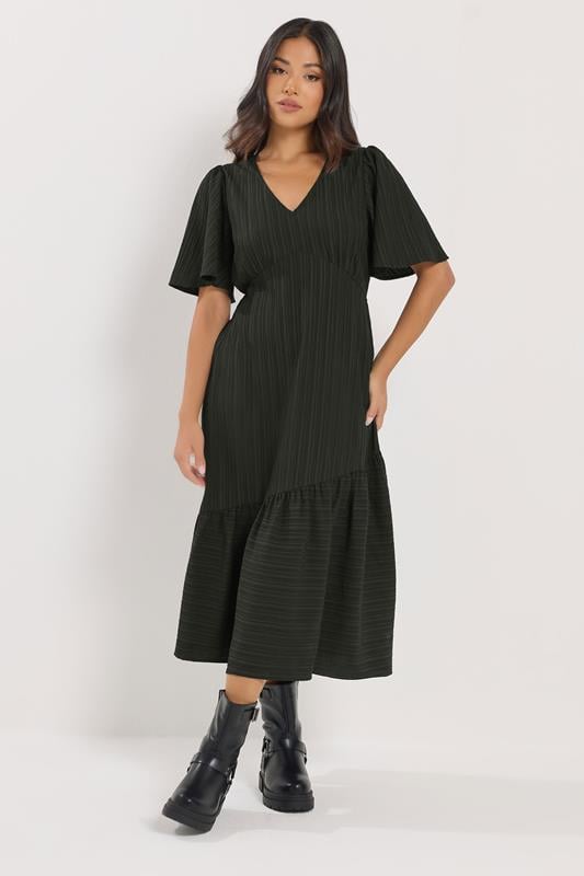 PixieGirl Petite Black Crinkle Midi Dress