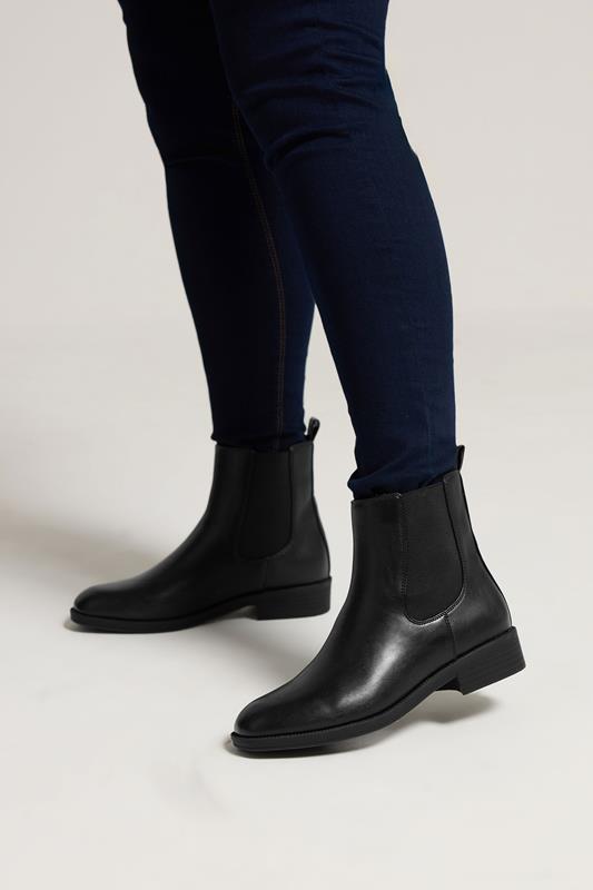 Plus Size  Yours Black Faux Leather Chelsea Ankle Boots In Wide E Fit & Extra Wide EEE Fit