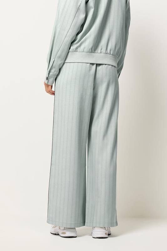 PixieGirl Petite Women's Blue Stripe Pull On Wide Leg Trousers | PixieGirl 4